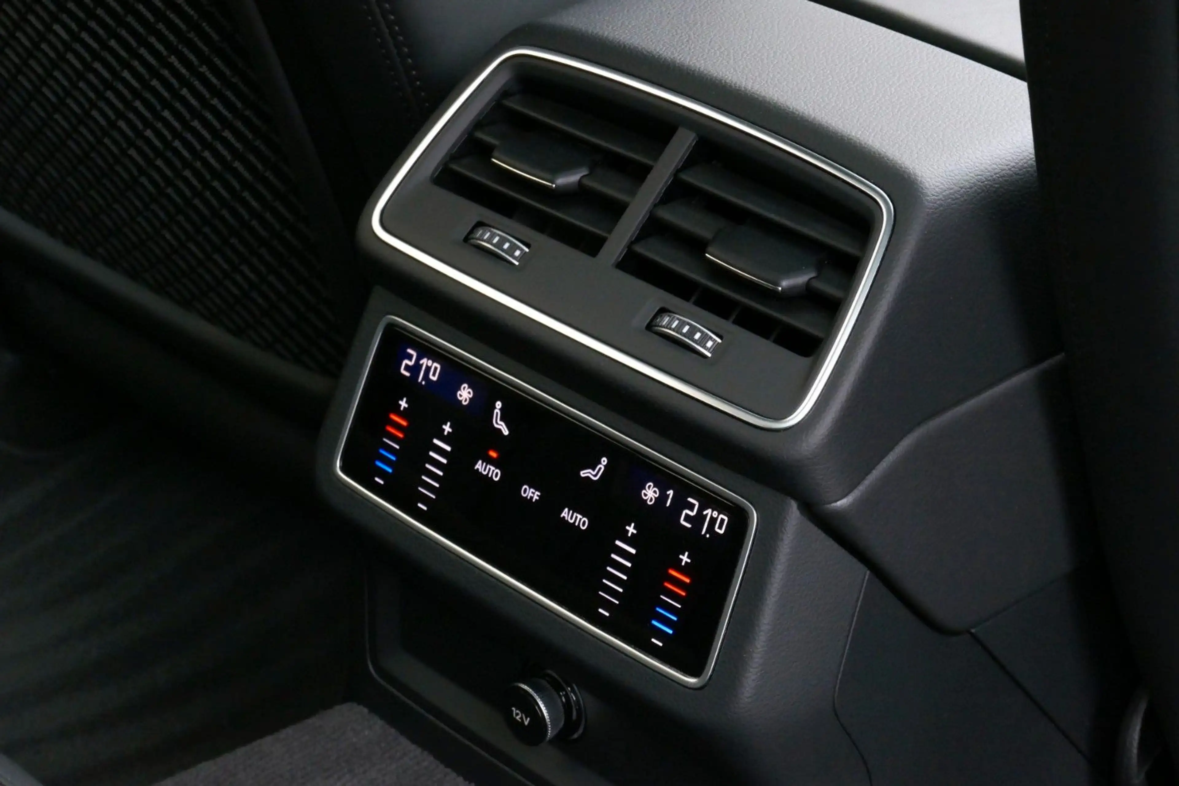 Audi A6 3.0 quattro Sport Black Leder Memory Pano 20" — photo 16