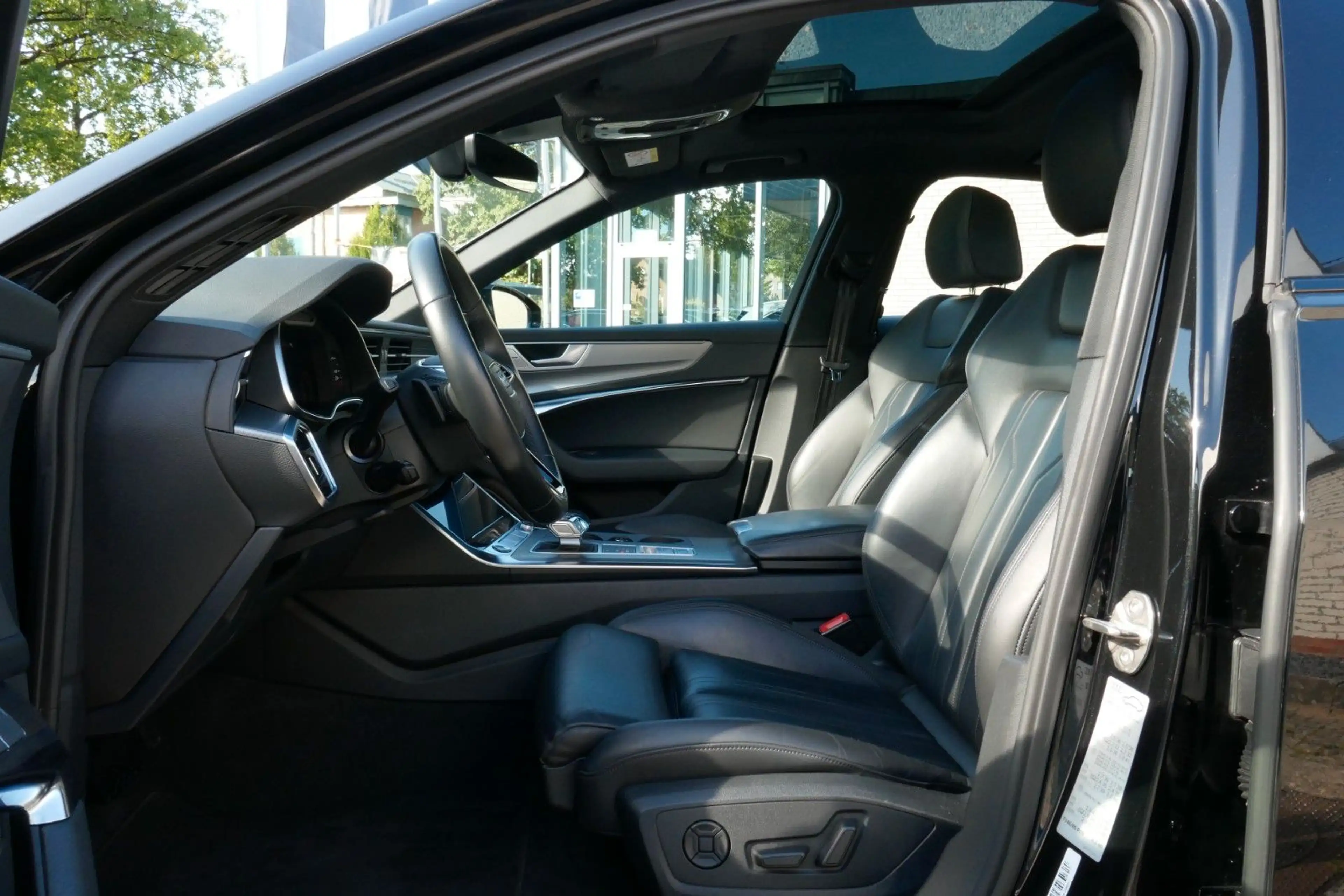 Audi A6 3.0 quattro Sport Black Leder Memory Pano 20" — photo 29