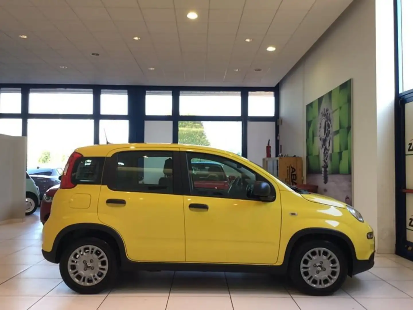 Fiat Panda 1.0 FireFly S&S Hybrid Geel - 2