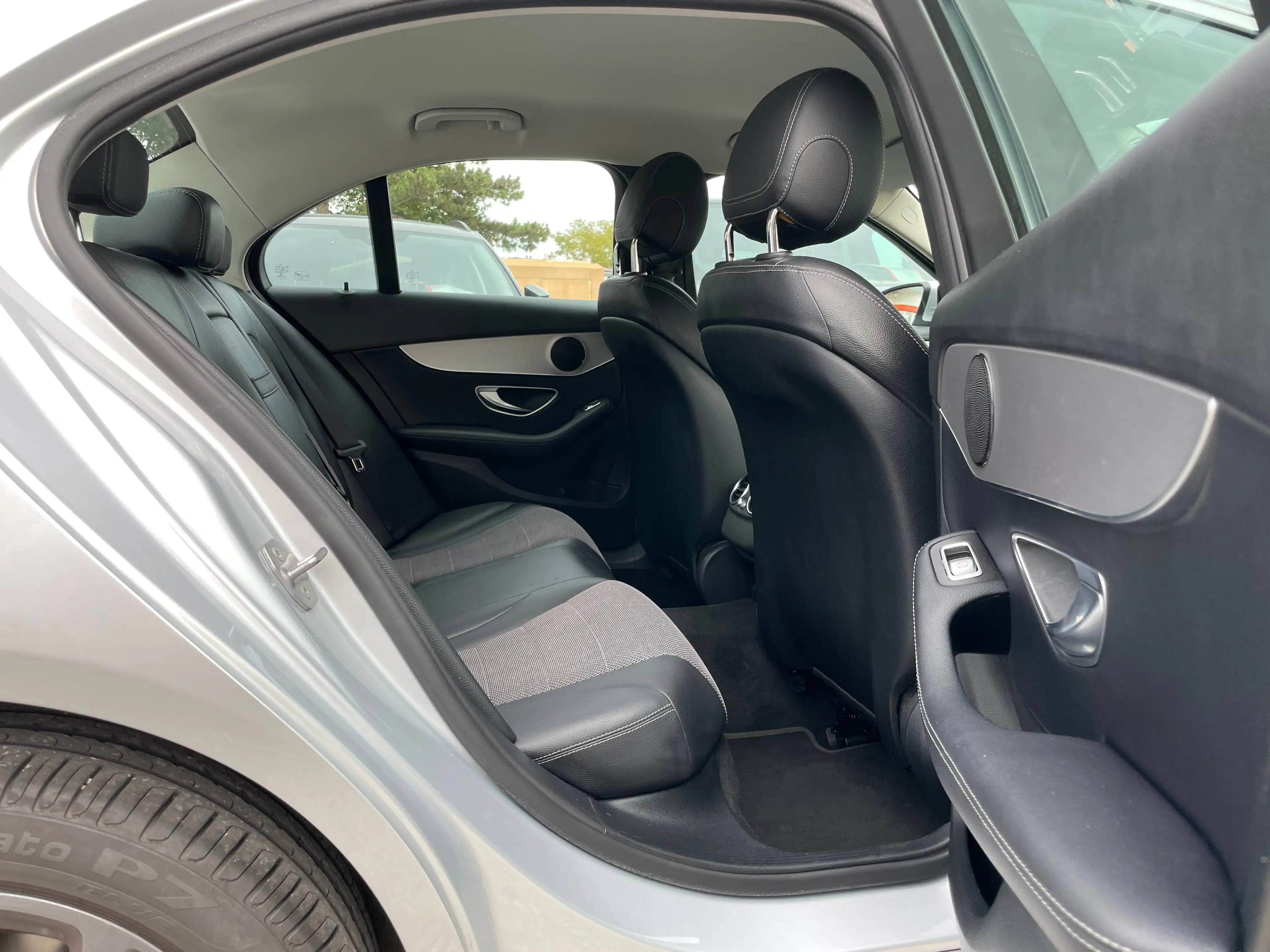 Mercedes-Benz C 200 *NAVI*PDC*Multifunktionslenkrad*Tempomat* — photo 8