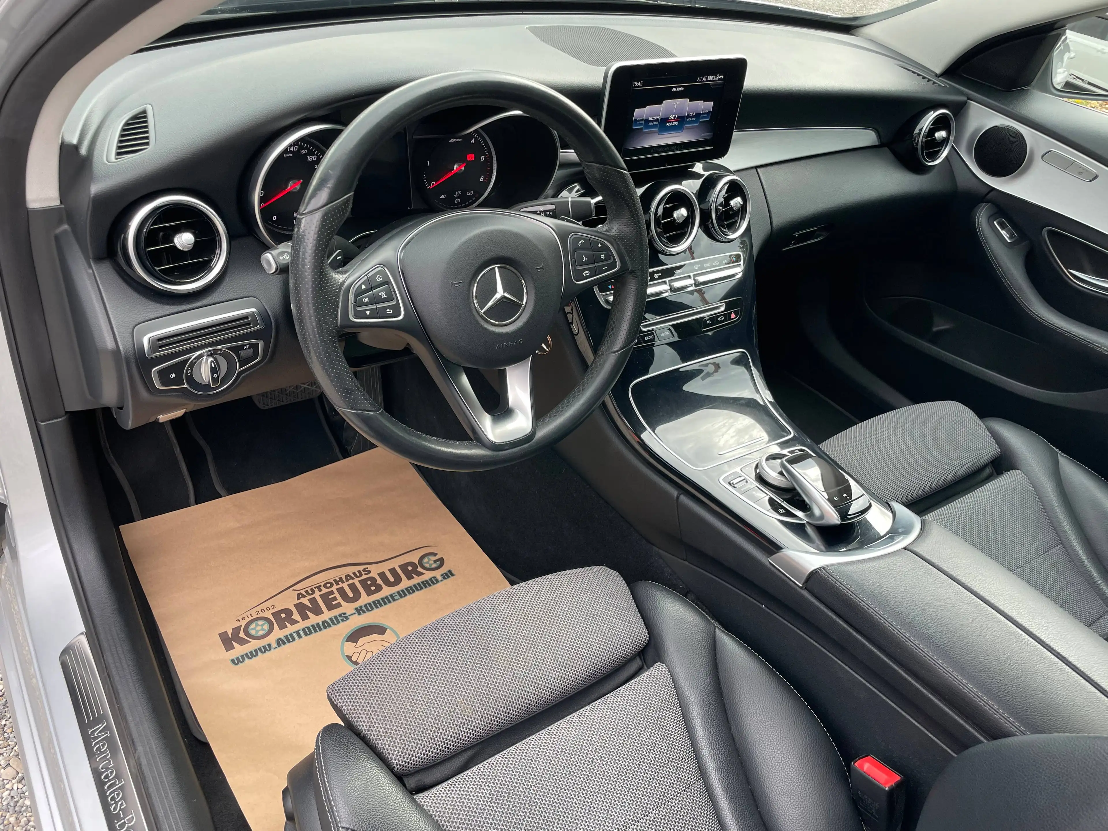 Mercedes-Benz C 200 *NAVI*PDC*Multifunktionslenkrad*Tempomat* — photo 12