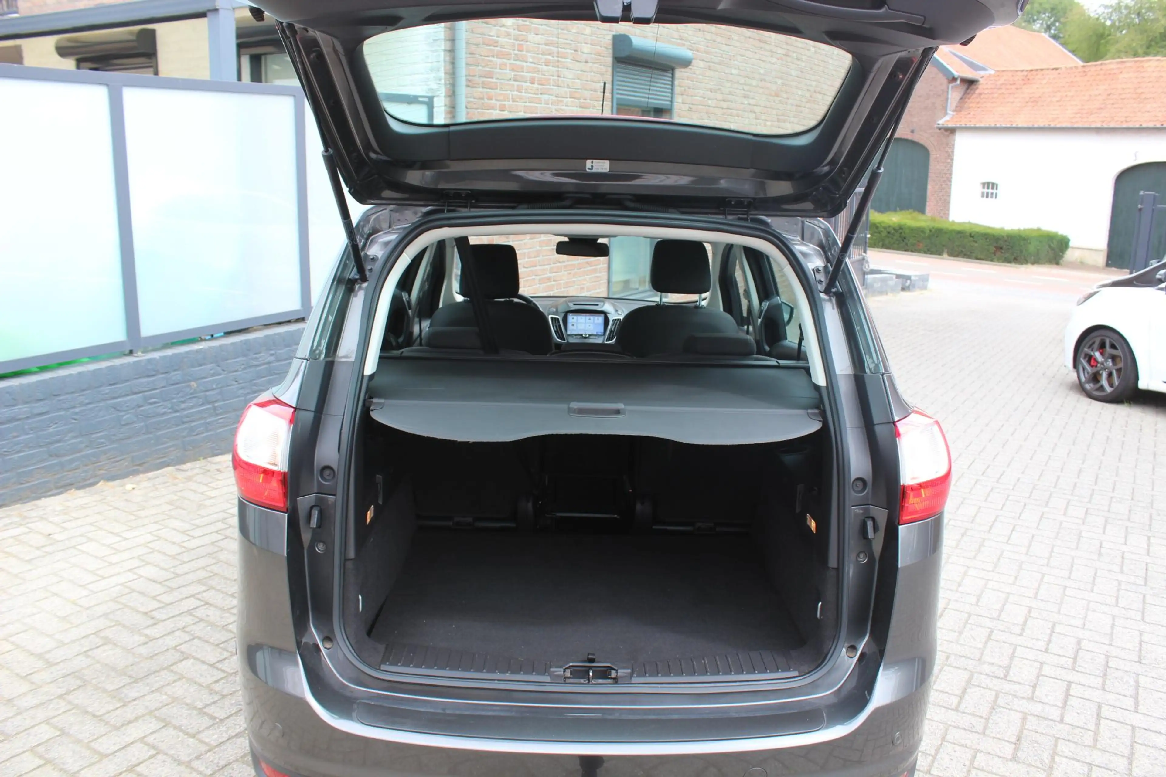 Ford Grand C-Max 1.5 Titanium Technology Pack|PDC|Camera|Trekhaak — photo 27