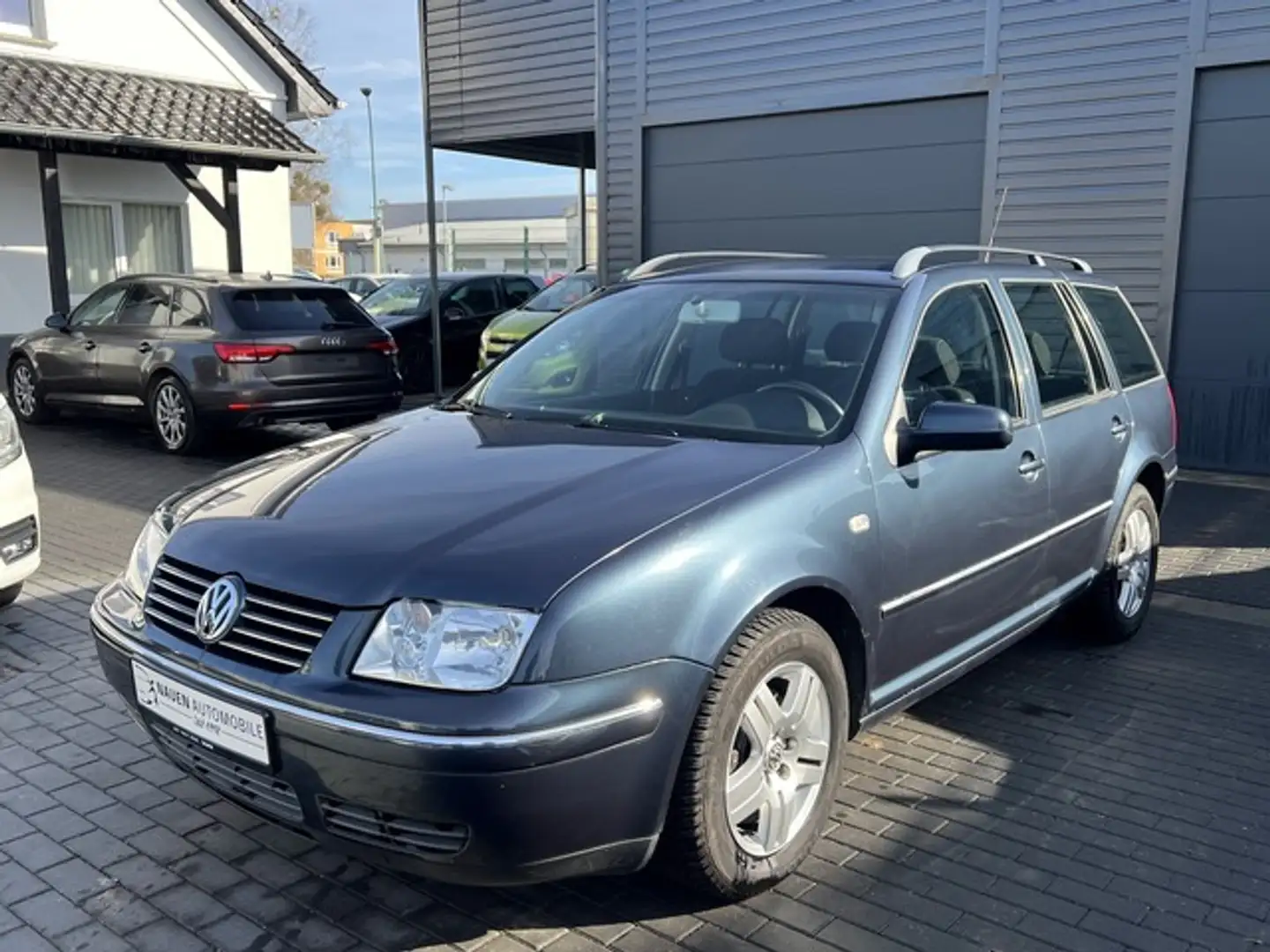 Volkswagen Bora Variant Pacific +Klima+Standheizung+2.Hand+ Grau - 1