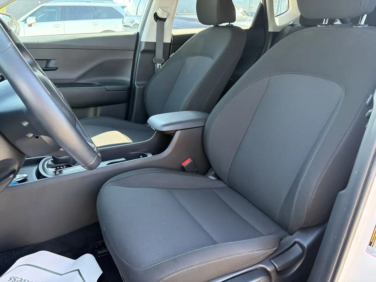 Hyundai KONA снимка Hyundai KONA