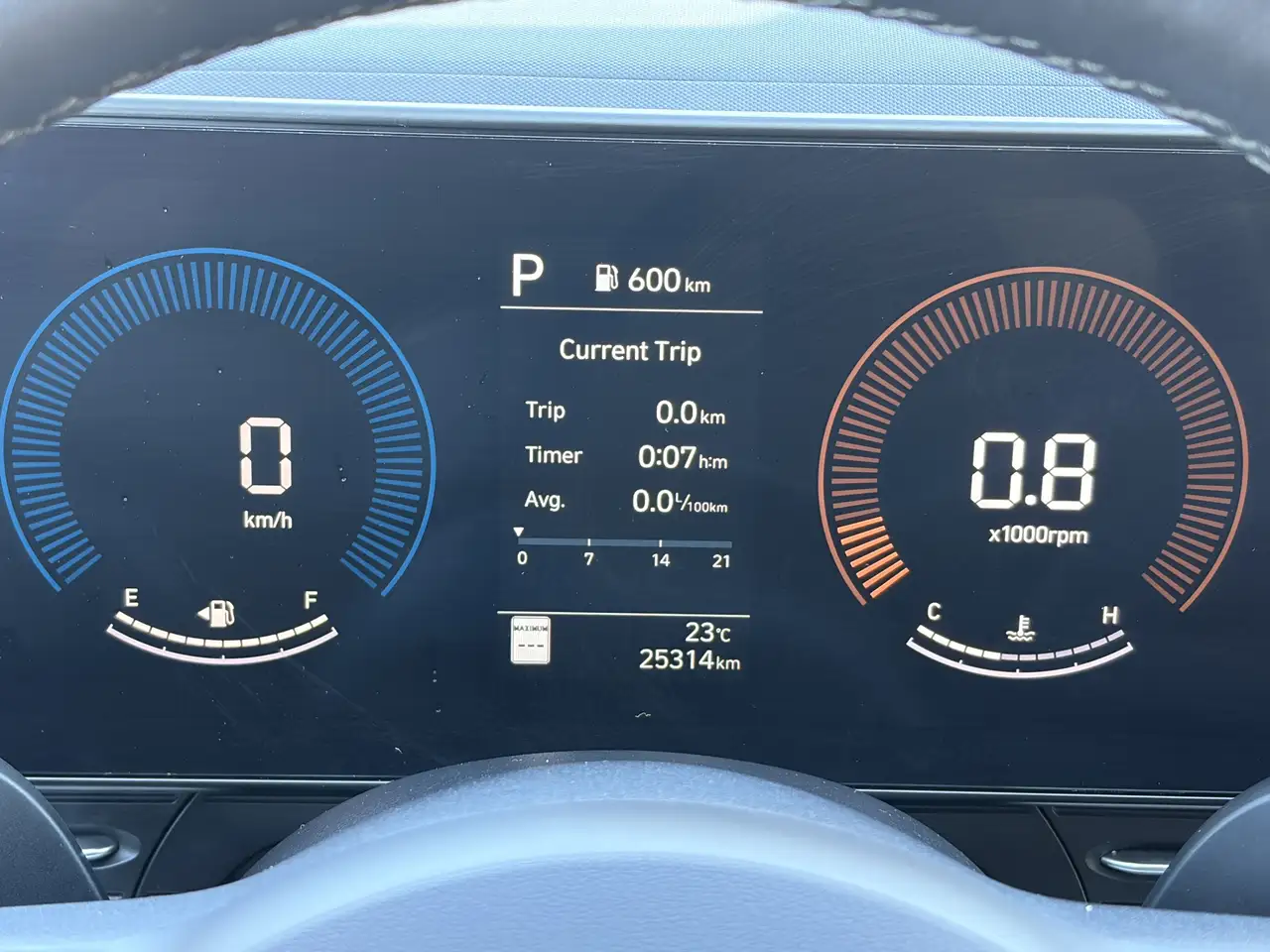 Hyundai KONA снимка Hyundai KONA