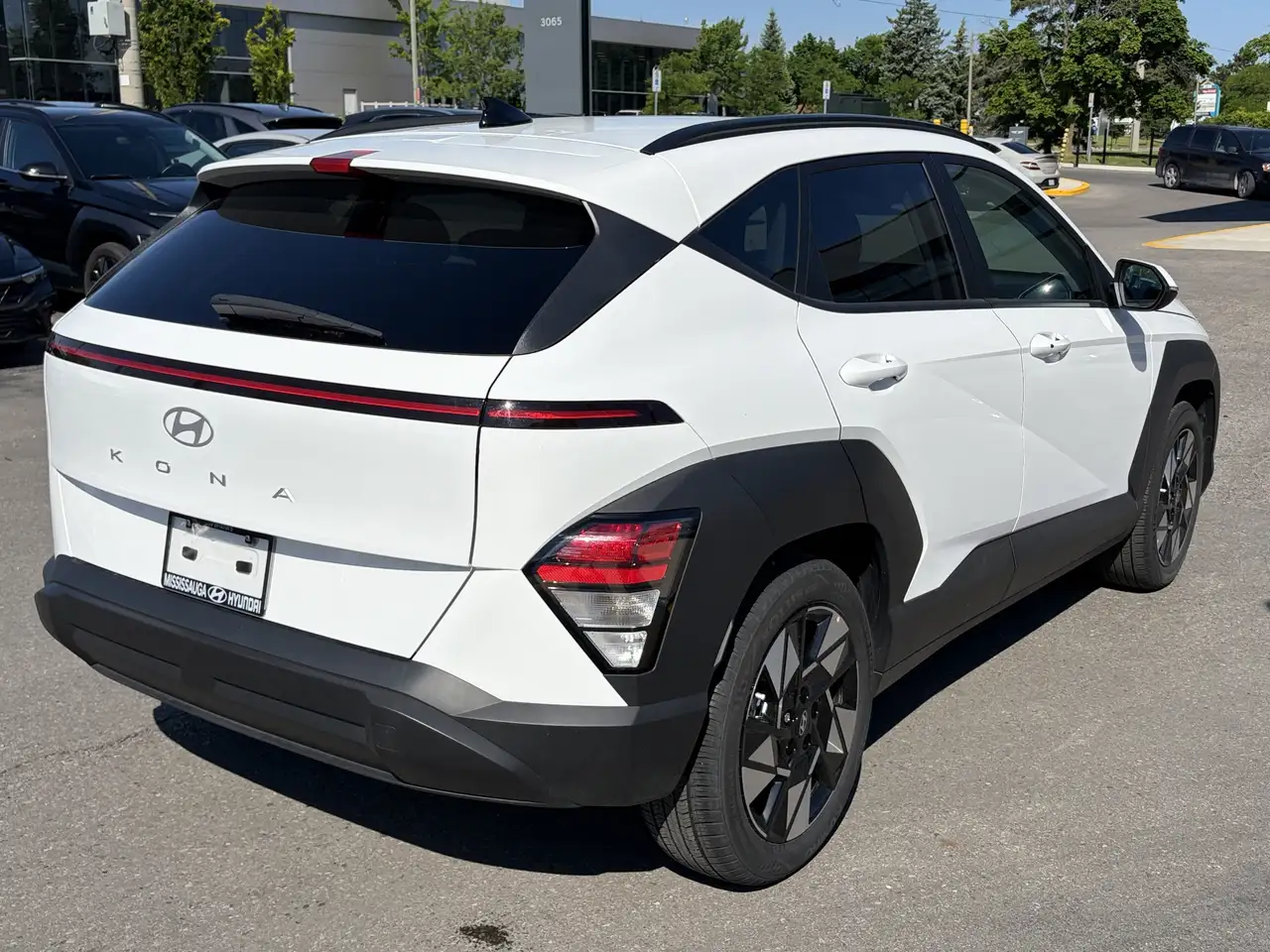 Hyundai KONA снимка Hyundai KONA