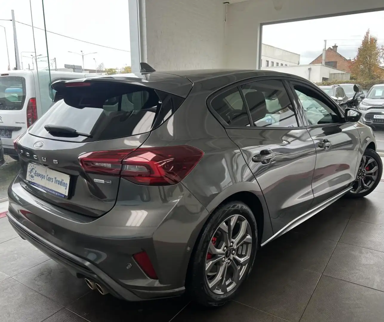 Ford Focus ST LINE X 1.0 EcoBoost MHEV 125 CH BOITE AUTO CARPLAY GRAND ECRAN GAR 12M Gris - 2