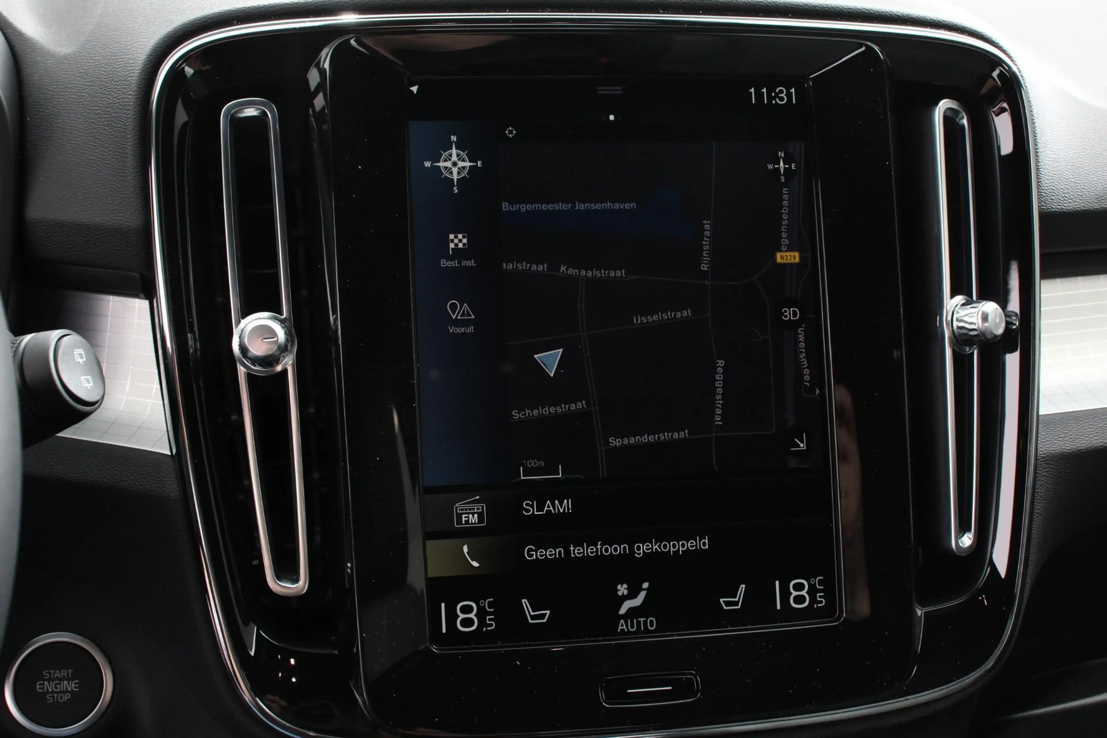 Volvo XC40 1.5 T5 Plug-in hybrid Plus Bright Navigatie Climat — photo 21