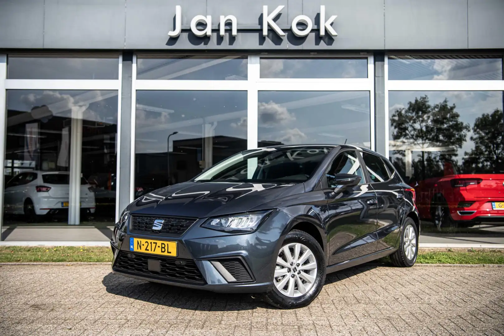 SEAT Ibiza 1.0 TSi 95 pk Style Business Intense | Stoelverwar Grijs - 1