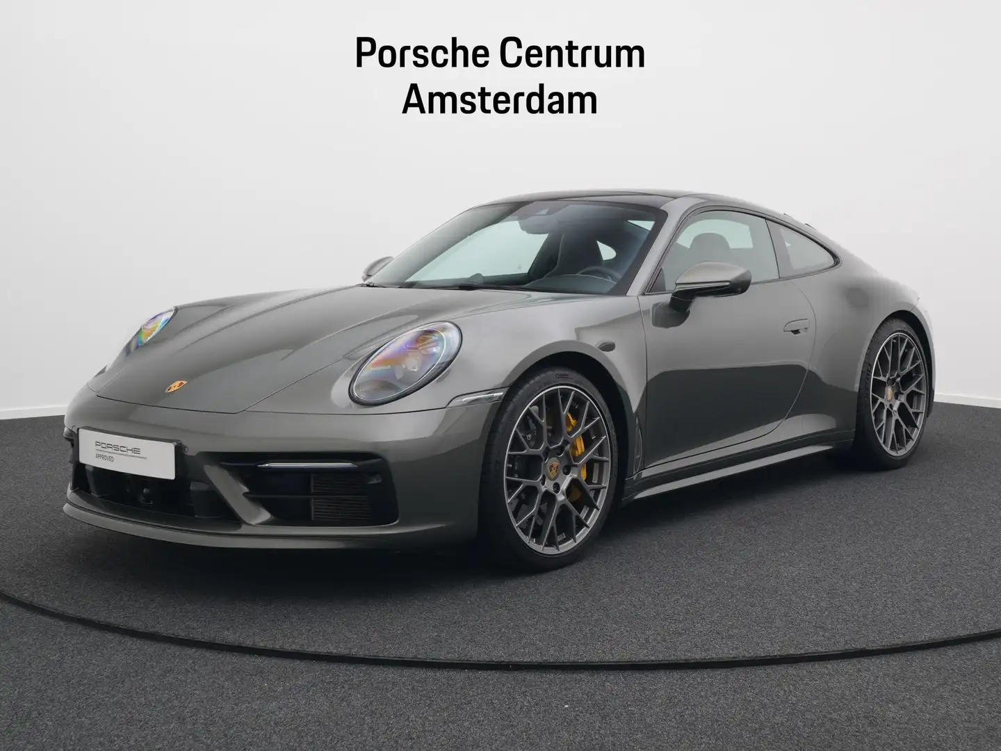 Porsche 992 Carrera 4S Groen - 1