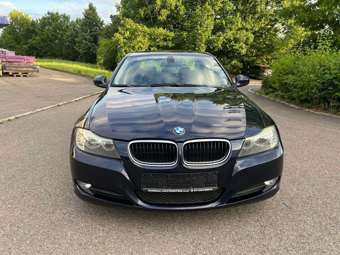 BMW 318 Baureihe 3 Lim. 318i - 2