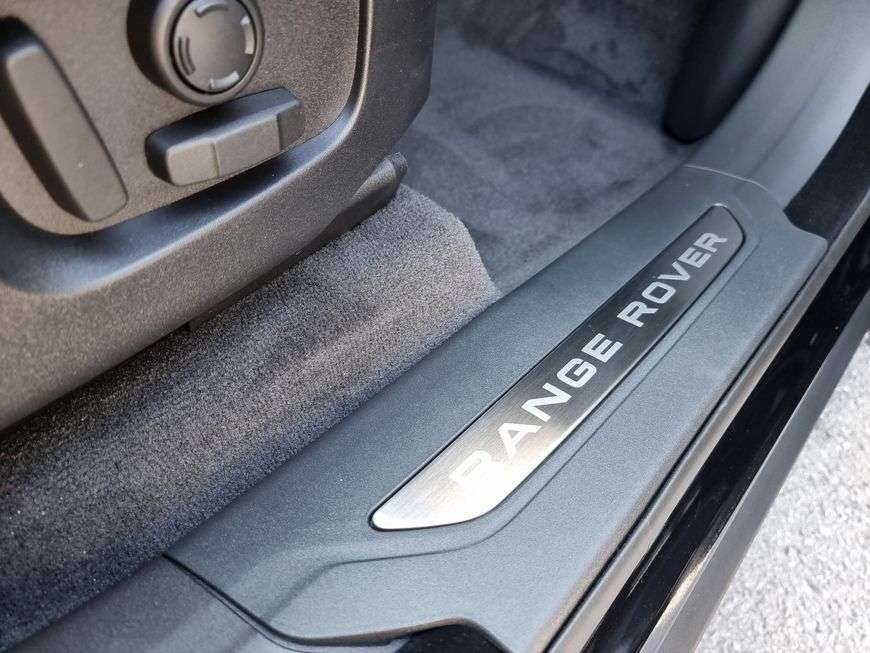 Land Rover Range Rover Velar