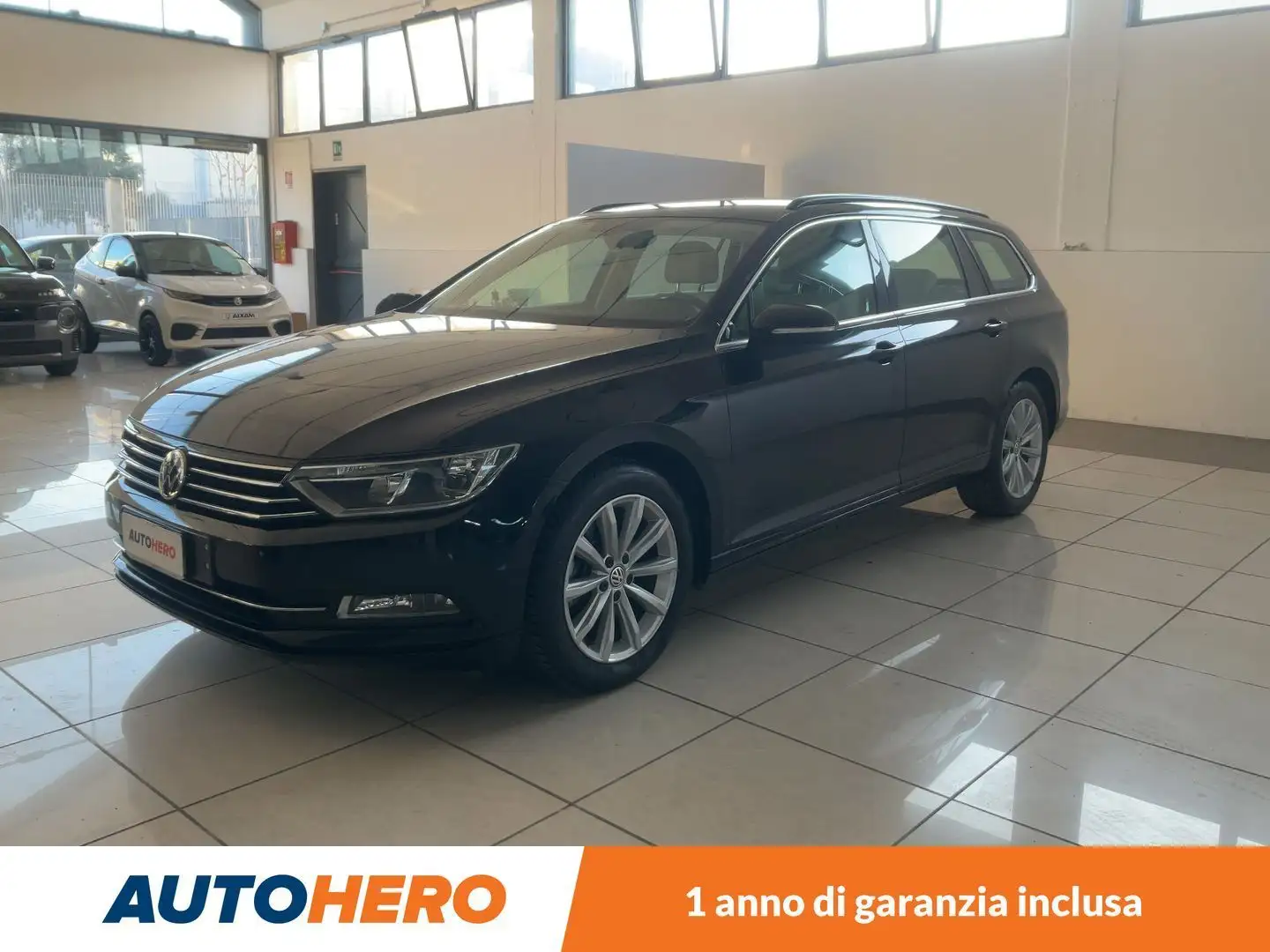 Volkswagen Passat 2.0 TDI Business DSG Nero - 1