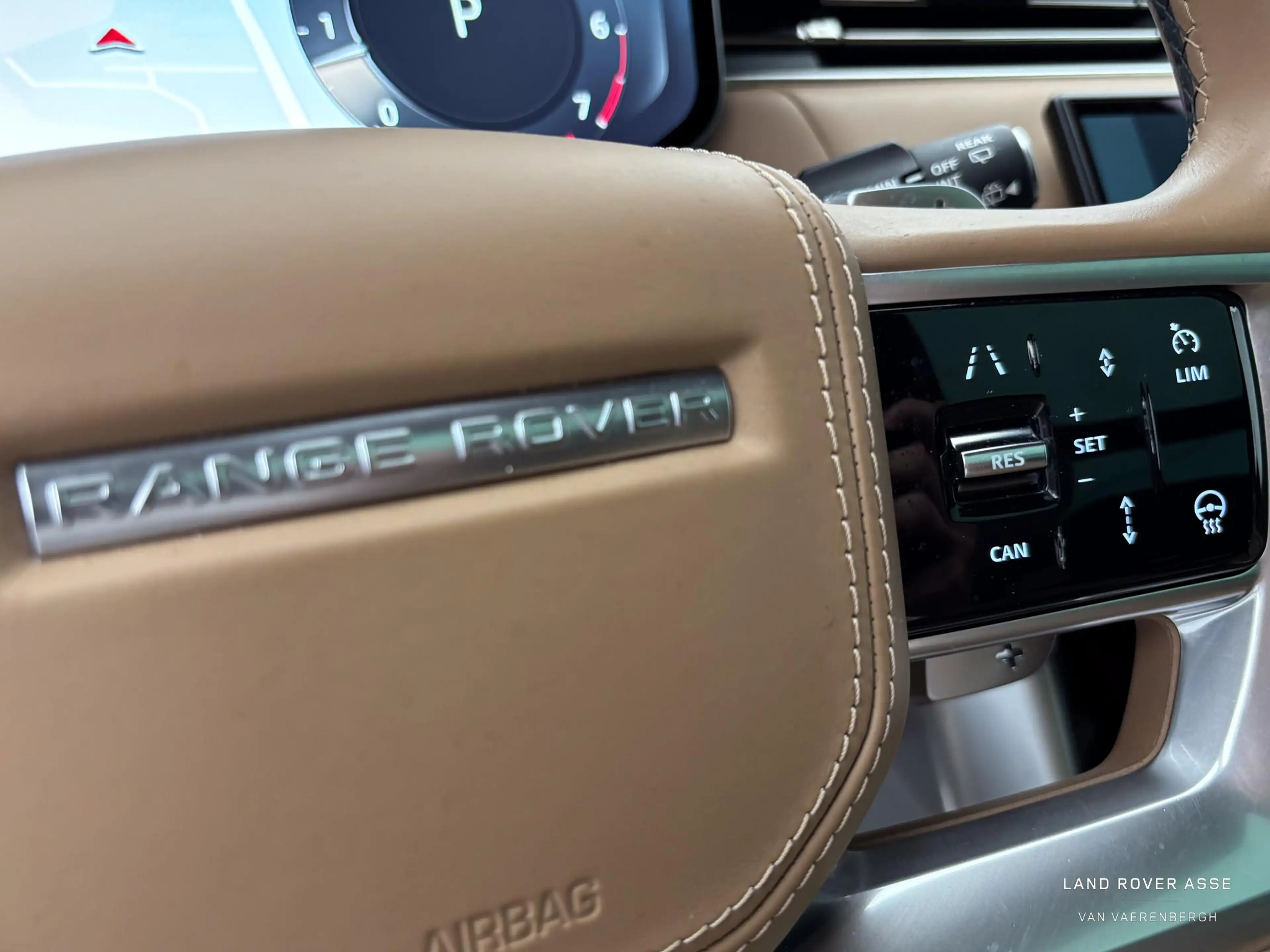 Land Rover Range Rover FULL OPTION P530 V8 Autobiography — photo 12