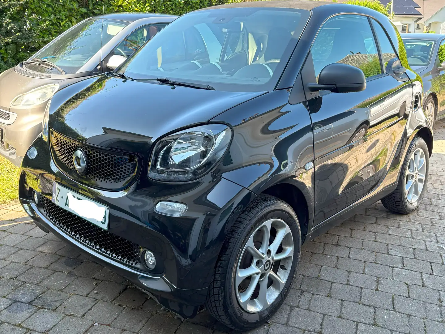 smart forTwo Fortwo coupé 1.0i Passion DCT (EU6.2) Zwart - 1