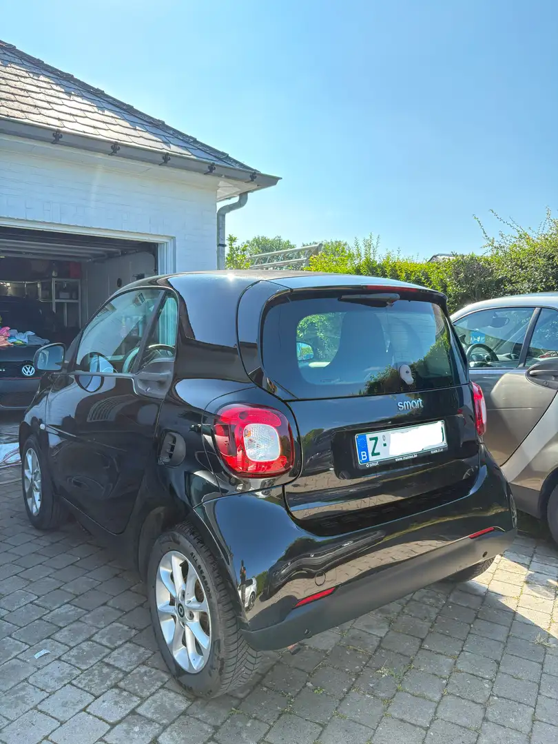 smart forTwo Fortwo coupé 1.0i Passion DCT (EU6.2) Zwart - 2
