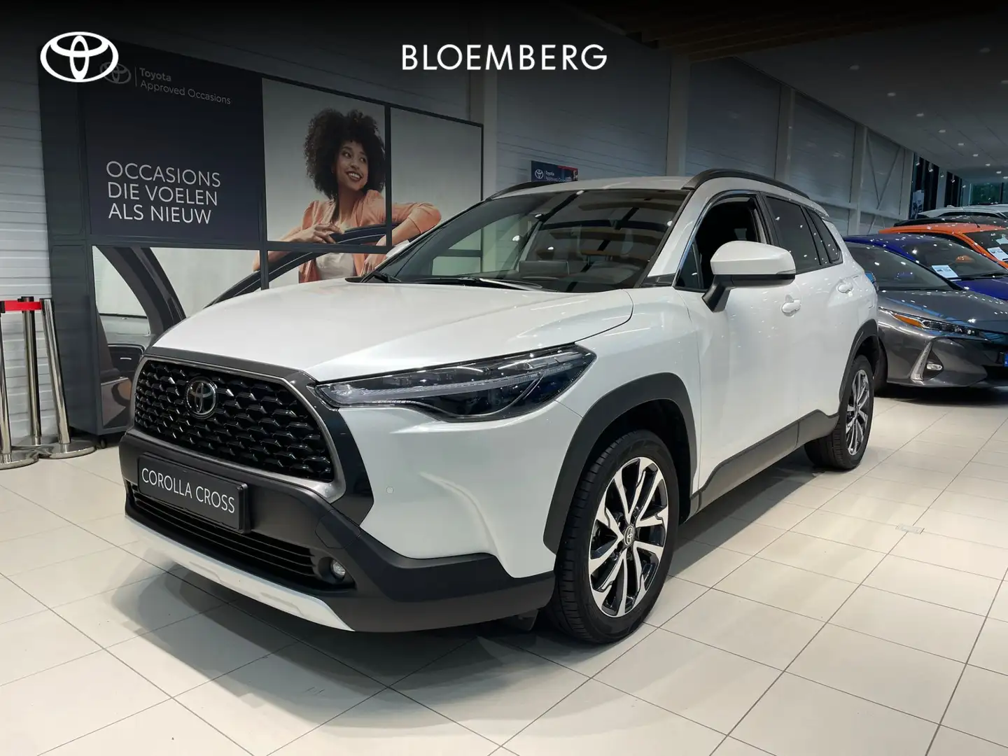 Toyota Corolla Cross Hybrid 140 Style + Premium Pack I | fabrieksnavi | Weiß - 1