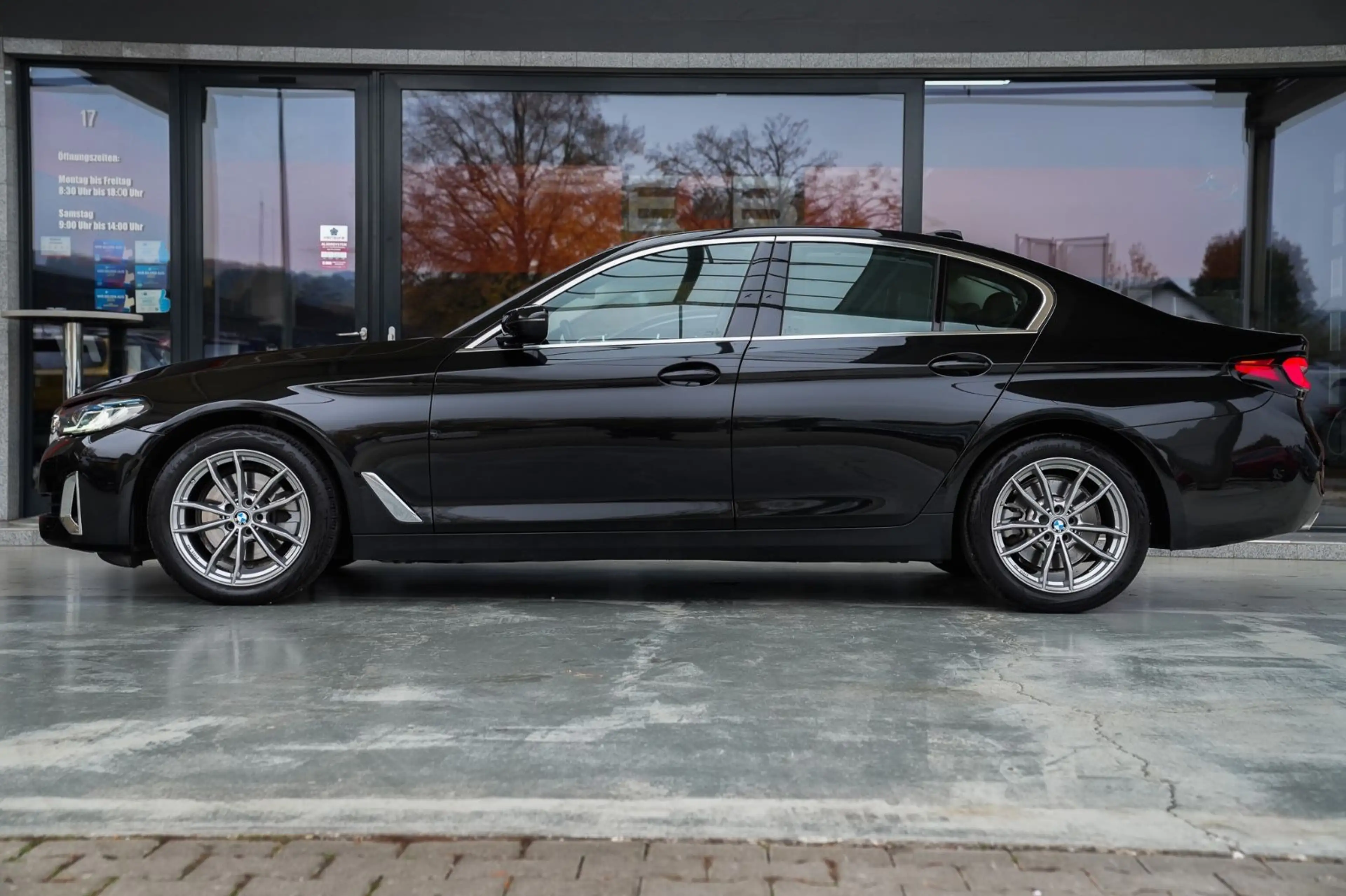 BMW 520 d xDrive Luxury Line *1.Hand/HUD/LED/SHZ* — photo 5