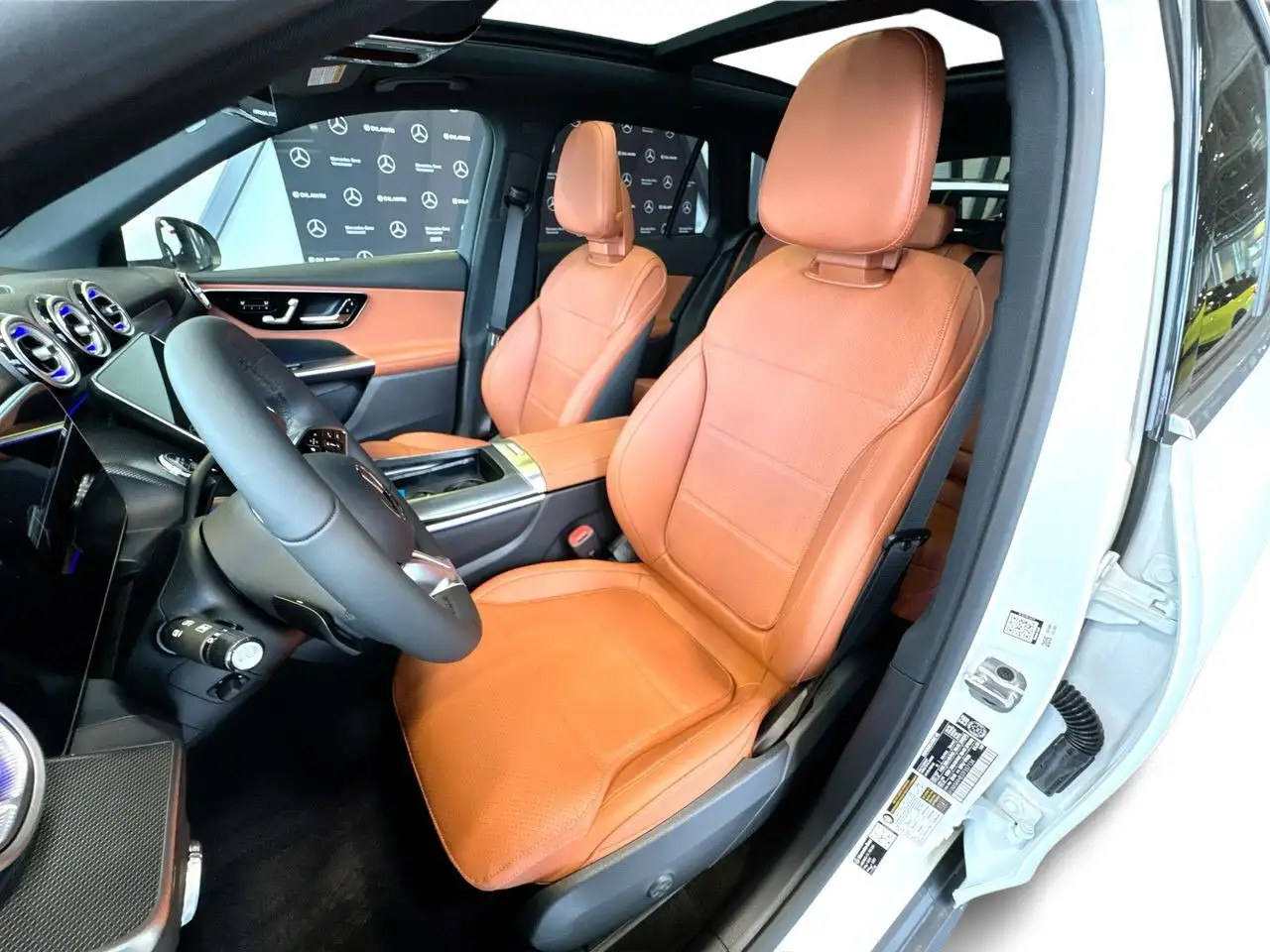 Mercedes-Benz GLC снимка Mercedes-Benz GLC