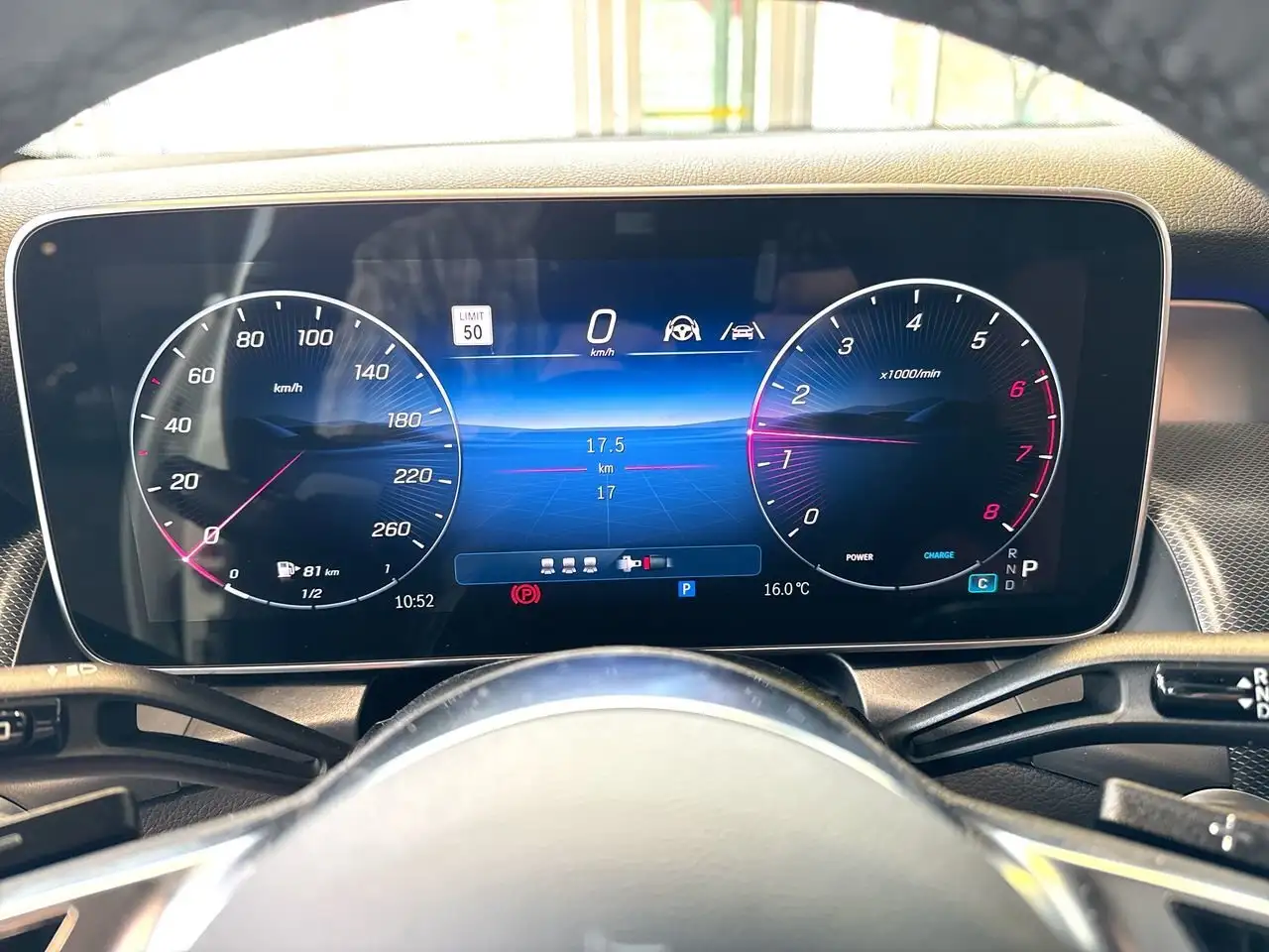 Mercedes-Benz GLC снимка Mercedes-Benz GLC