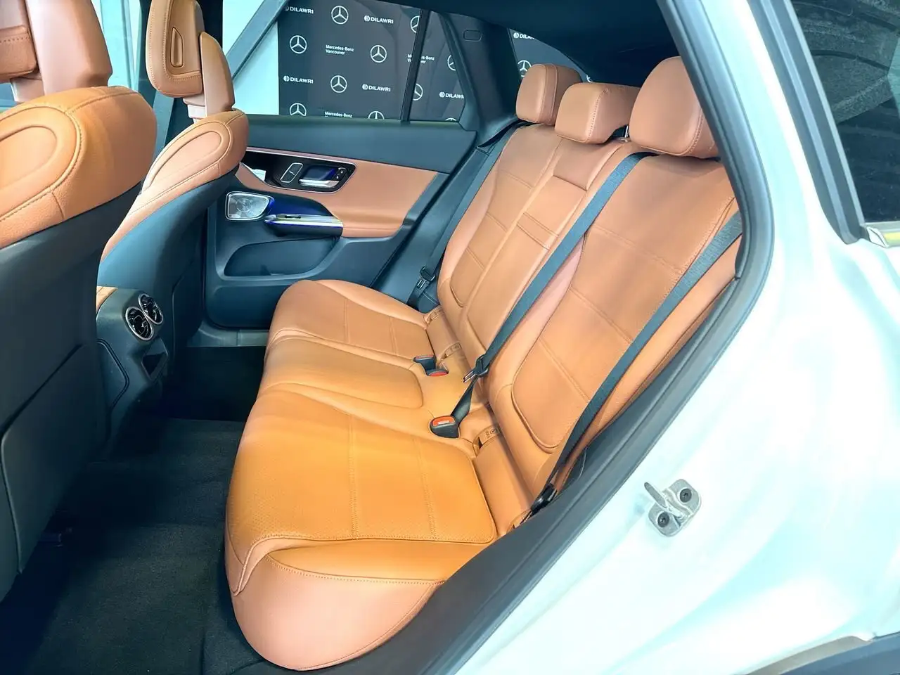 Mercedes-Benz GLC снимка Mercedes-Benz GLC