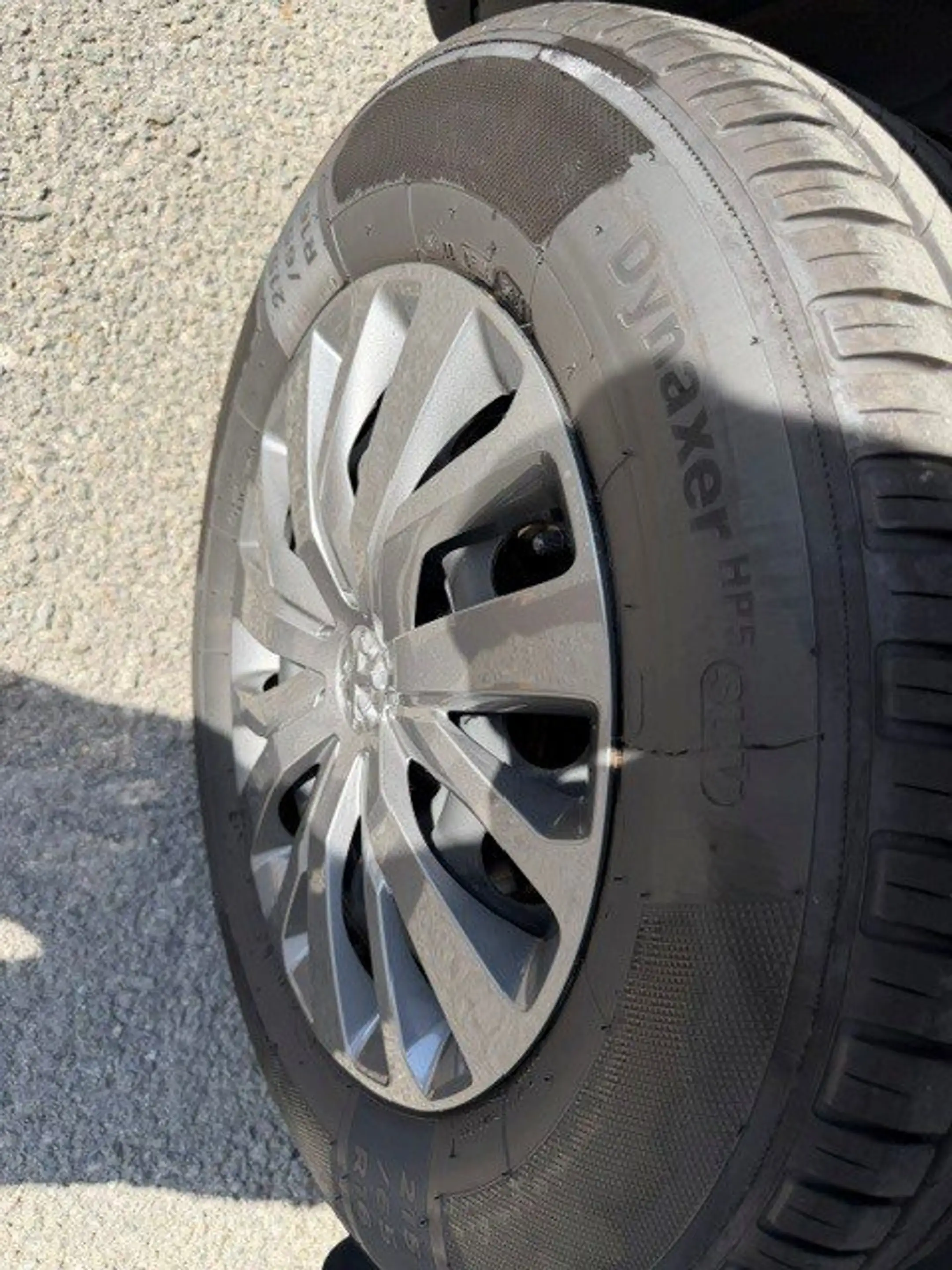 Peugeot Rifter *GPS*CAMERA* 1.2 Benz  Allure EAT8 — photo 15