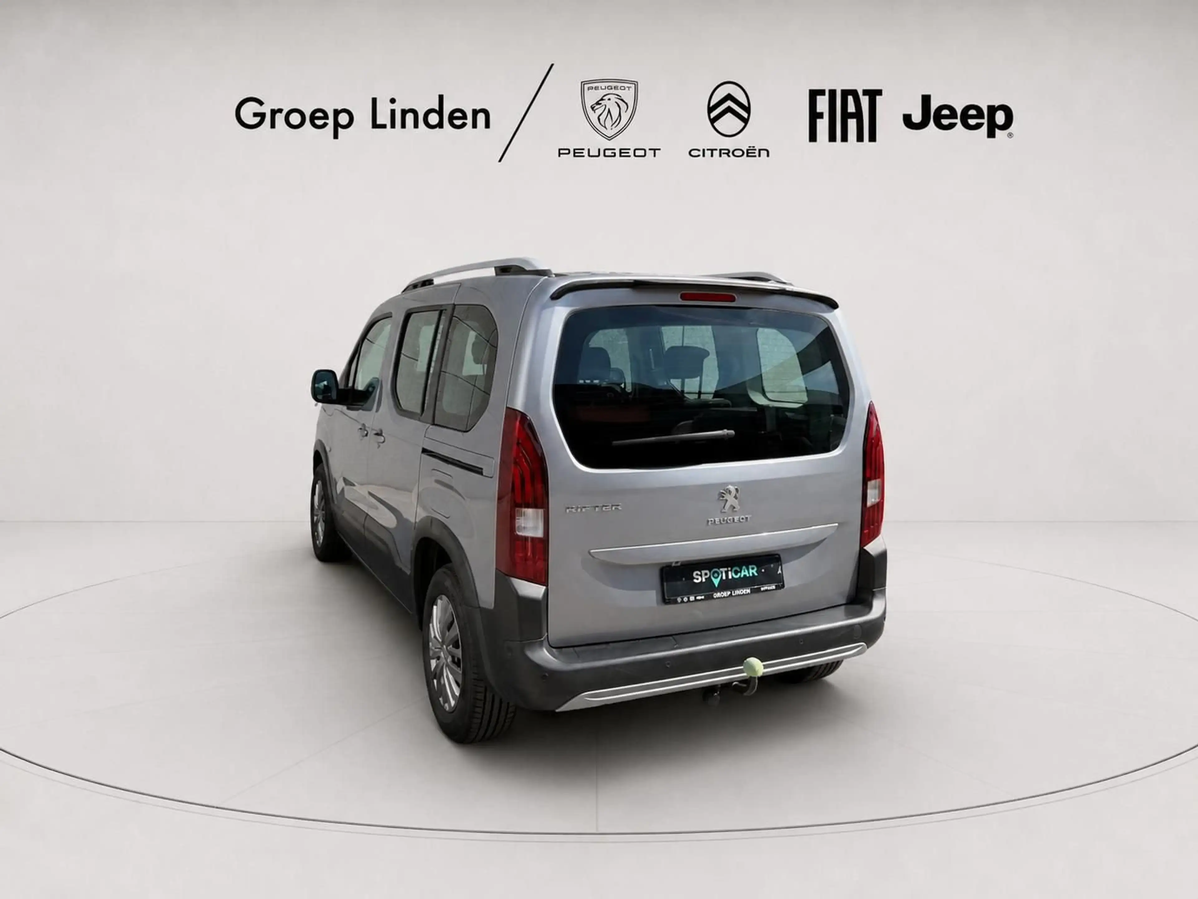Peugeot Rifter *GPS*CAMERA* 1.2 Benz  Allure EAT8 — photo 5
