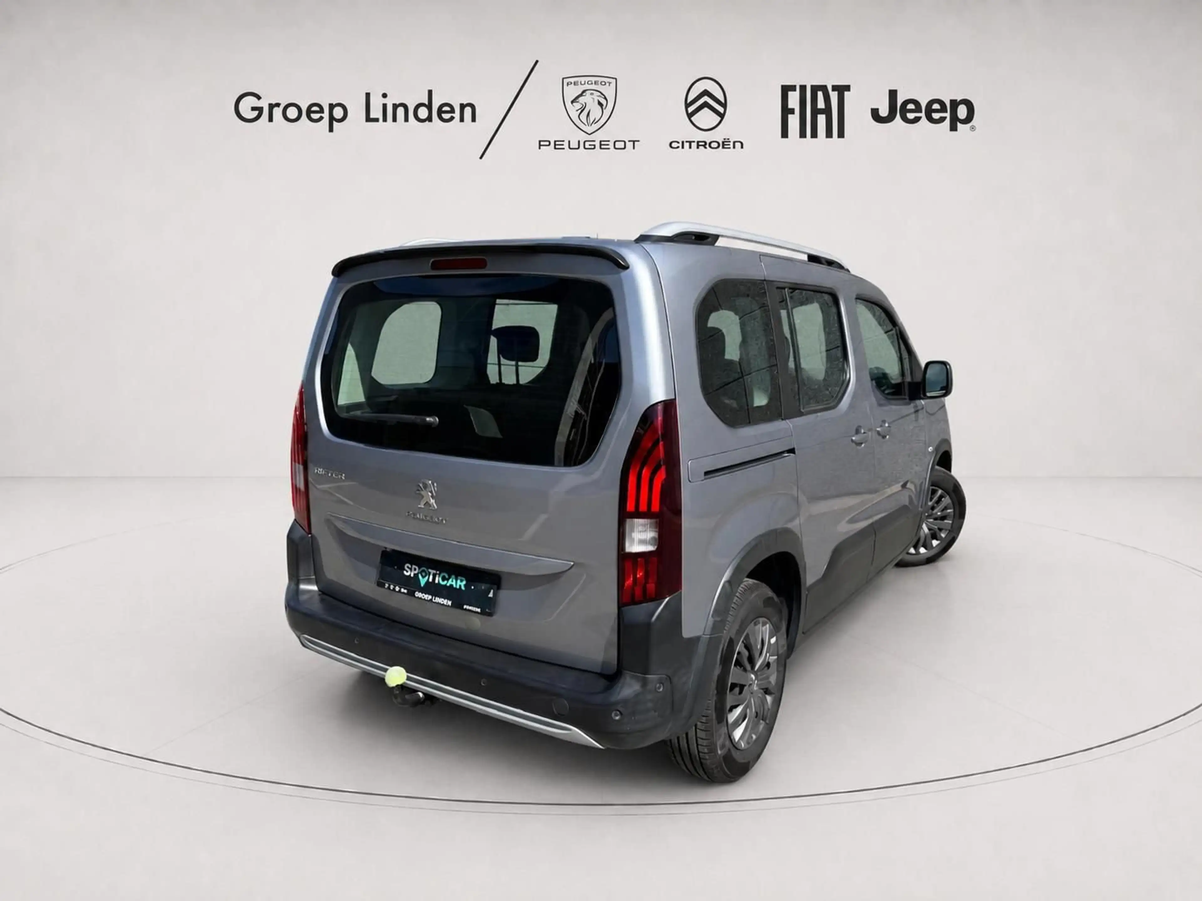 Peugeot Rifter *GPS*CAMERA* 1.2 Benz  Allure EAT8 — photo 3
