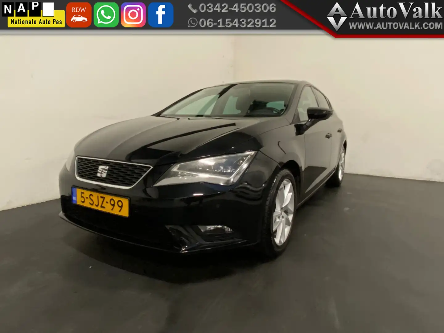 SEAT Leon 1.2 TSI Style Business Zwart - 1
