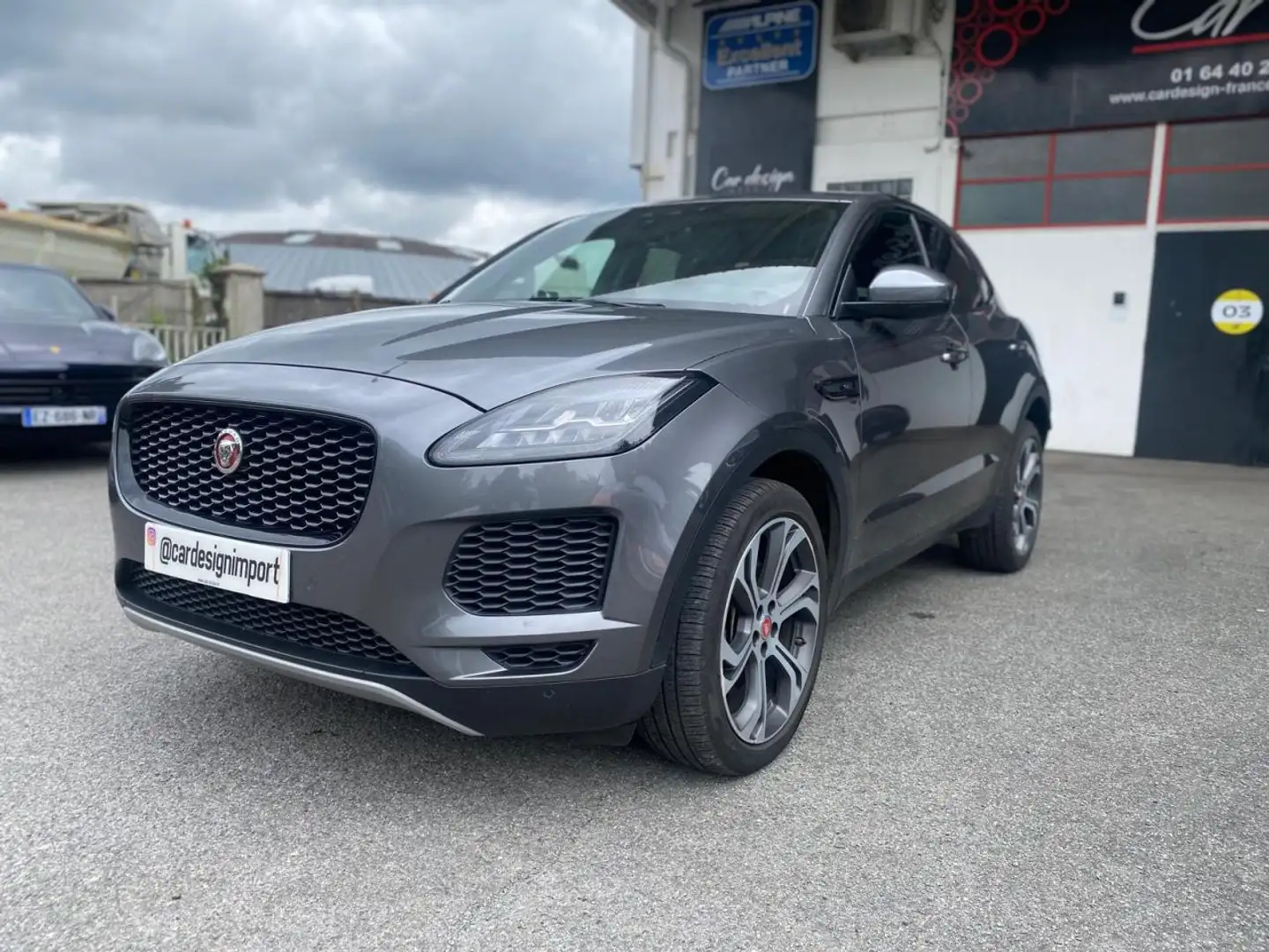 Jaguar E-Pace E-Pace P200 - AWD - BVA Gris - 1