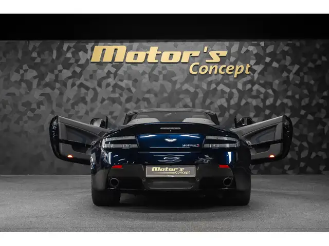 Aston Martin Vantage view 5