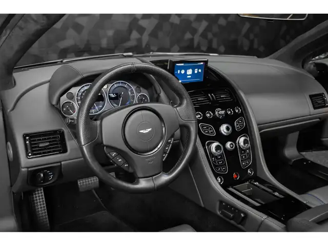 Aston Martin Vantage view 8