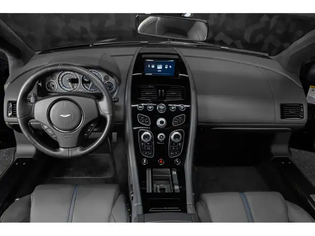 Aston Martin Vantage view 15