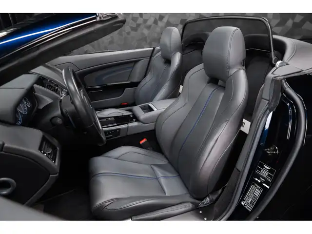 Aston Martin Vantage view 10