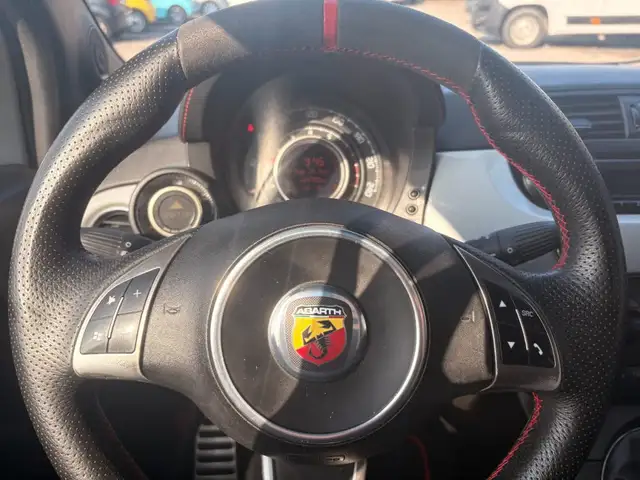 Abarth 500 view 9