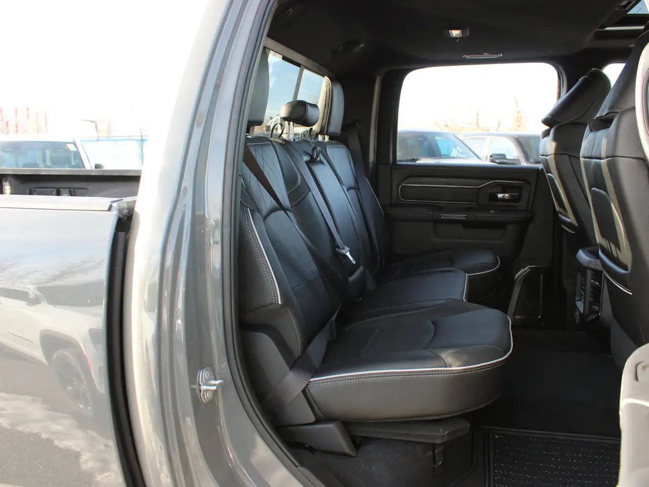 RAM 3500 снимка RAM 3500