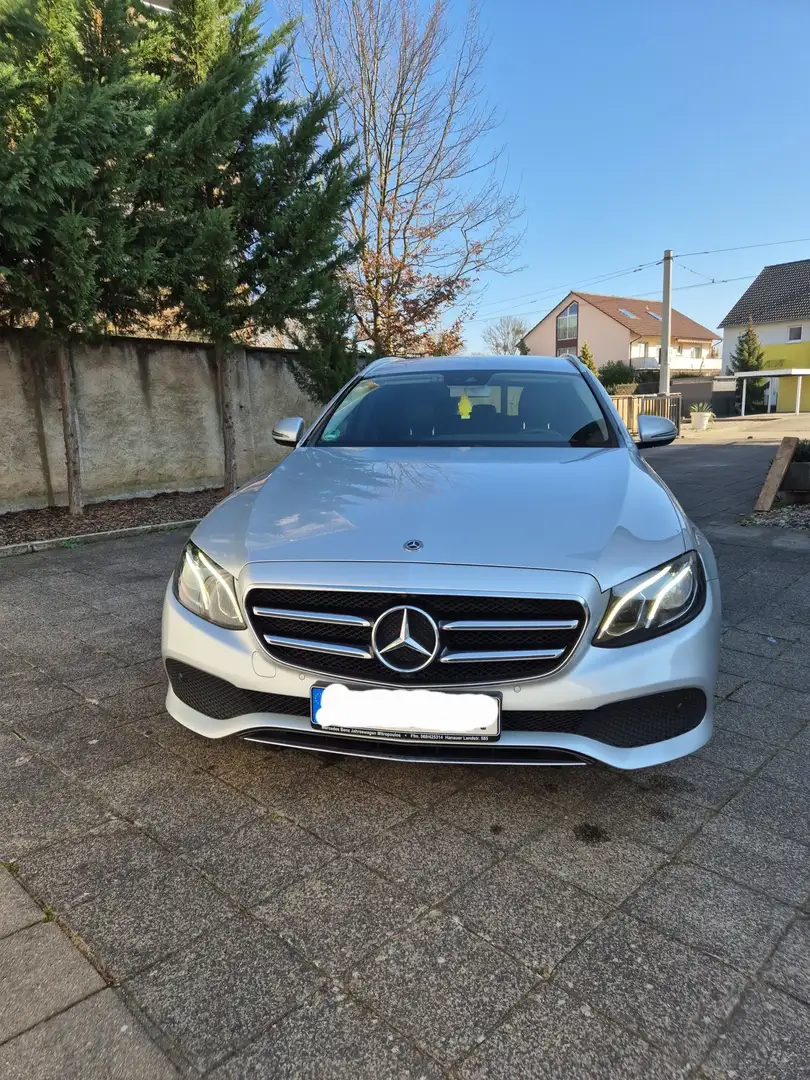Mercedes-Benz E 220 d 4Matic T All-Terrain 9G-TRONIC Avantgarde - 2