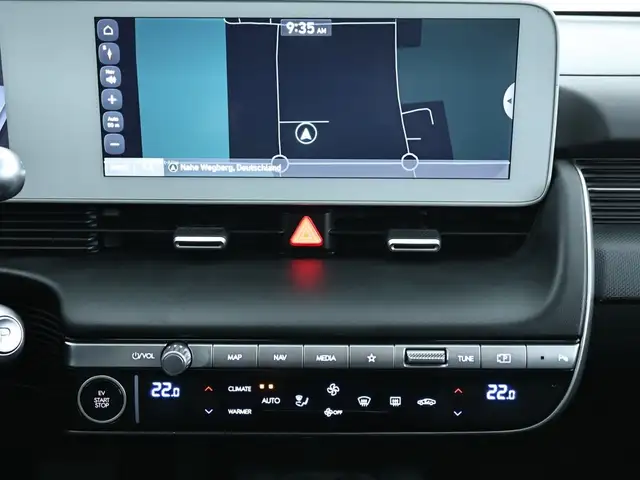 Hyundai Ioniq 5 view 12