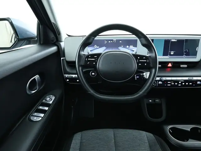 Hyundai Ioniq 5 view 10