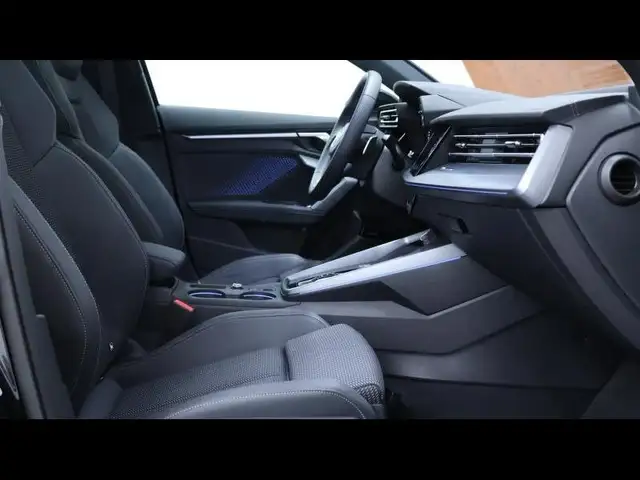 Audi A3 view 11
