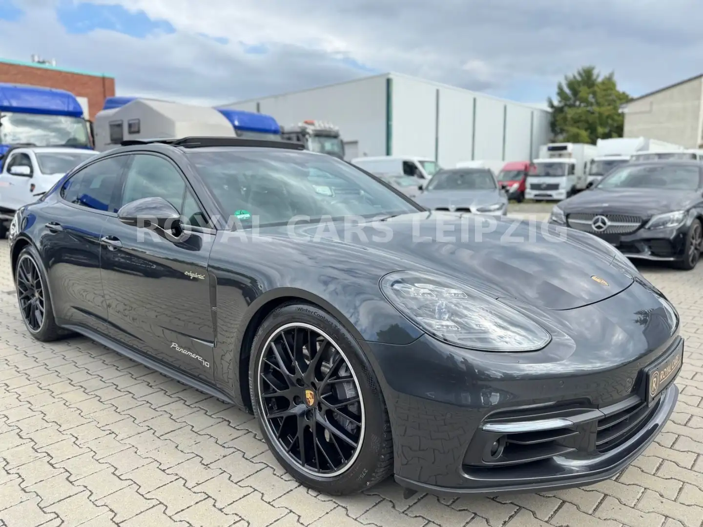 Porsche Panamera 4 E-Hybrid Edition 10 Jahre|Pano|DEU FZ Grau - 1