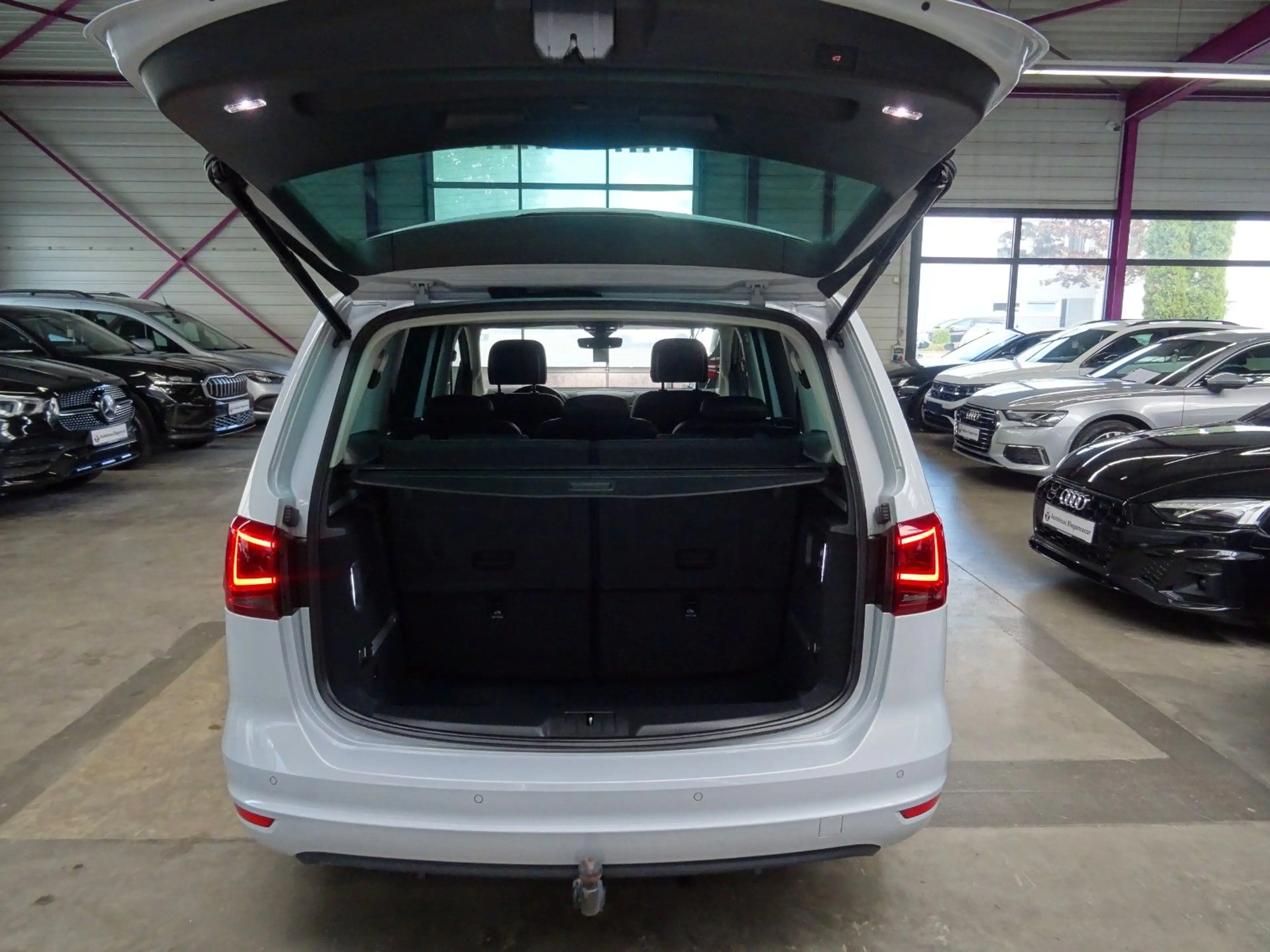 SEAT Alhambra ALHAMBRA 2.0 TSI FR-Line*7 SITZ*AHK*ACC*CAM*KEY* — photo 6