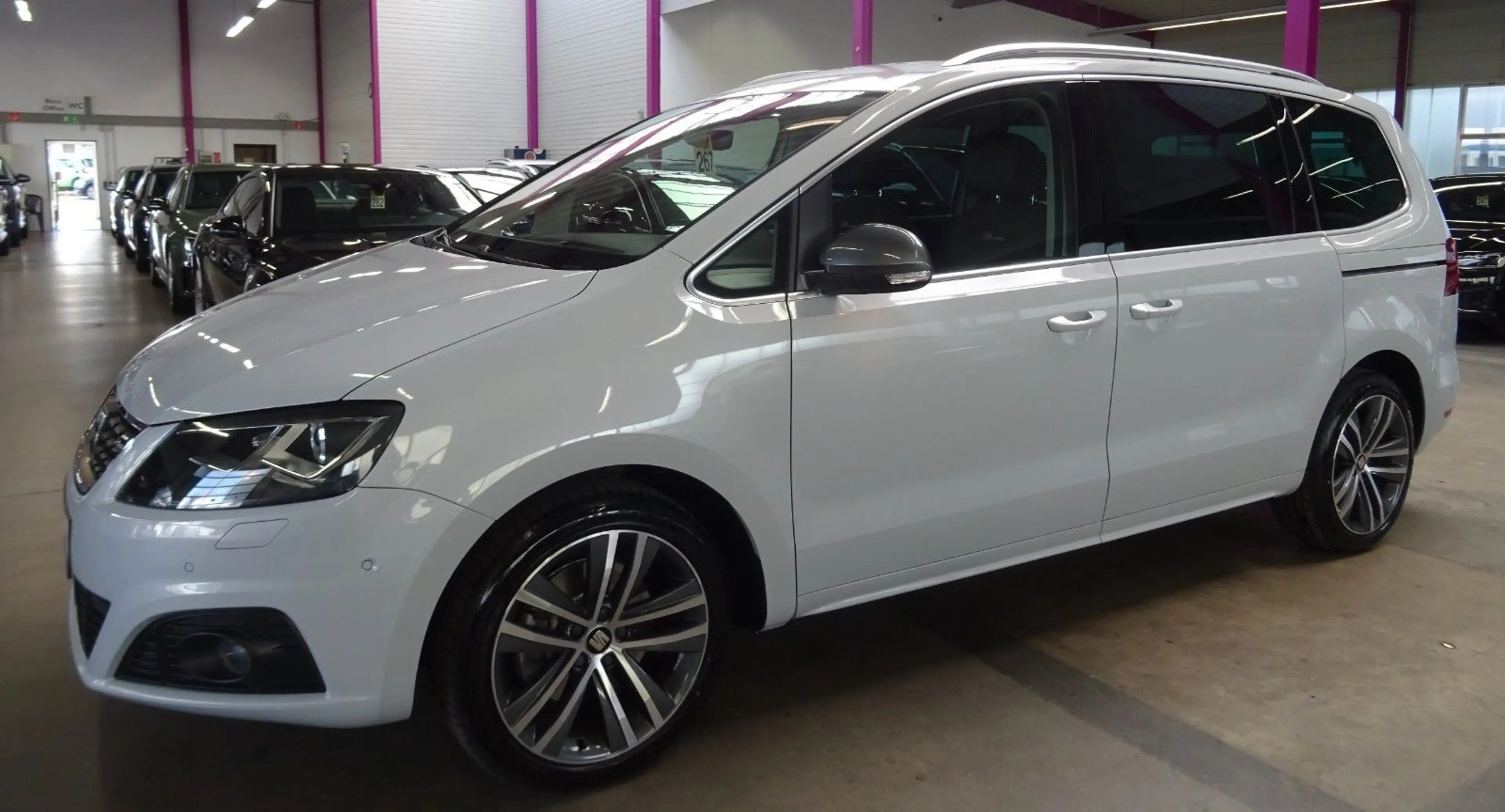 SEAT Alhambra ALHAMBRA 2.0 TSI FR-Line*7 SITZ*AHK*ACC*CAM*KEY* — photo 2