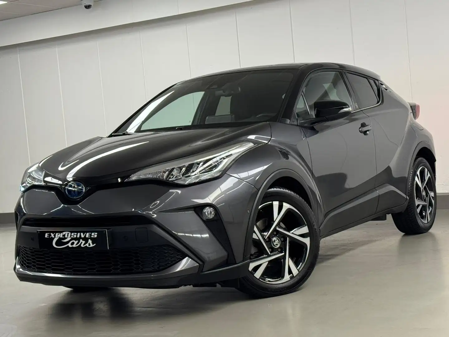Toyota C-HR 1.8I HYBRID VVT-i E-CVT !! 24000 KM !! CAMERA GPS Grijs - 1