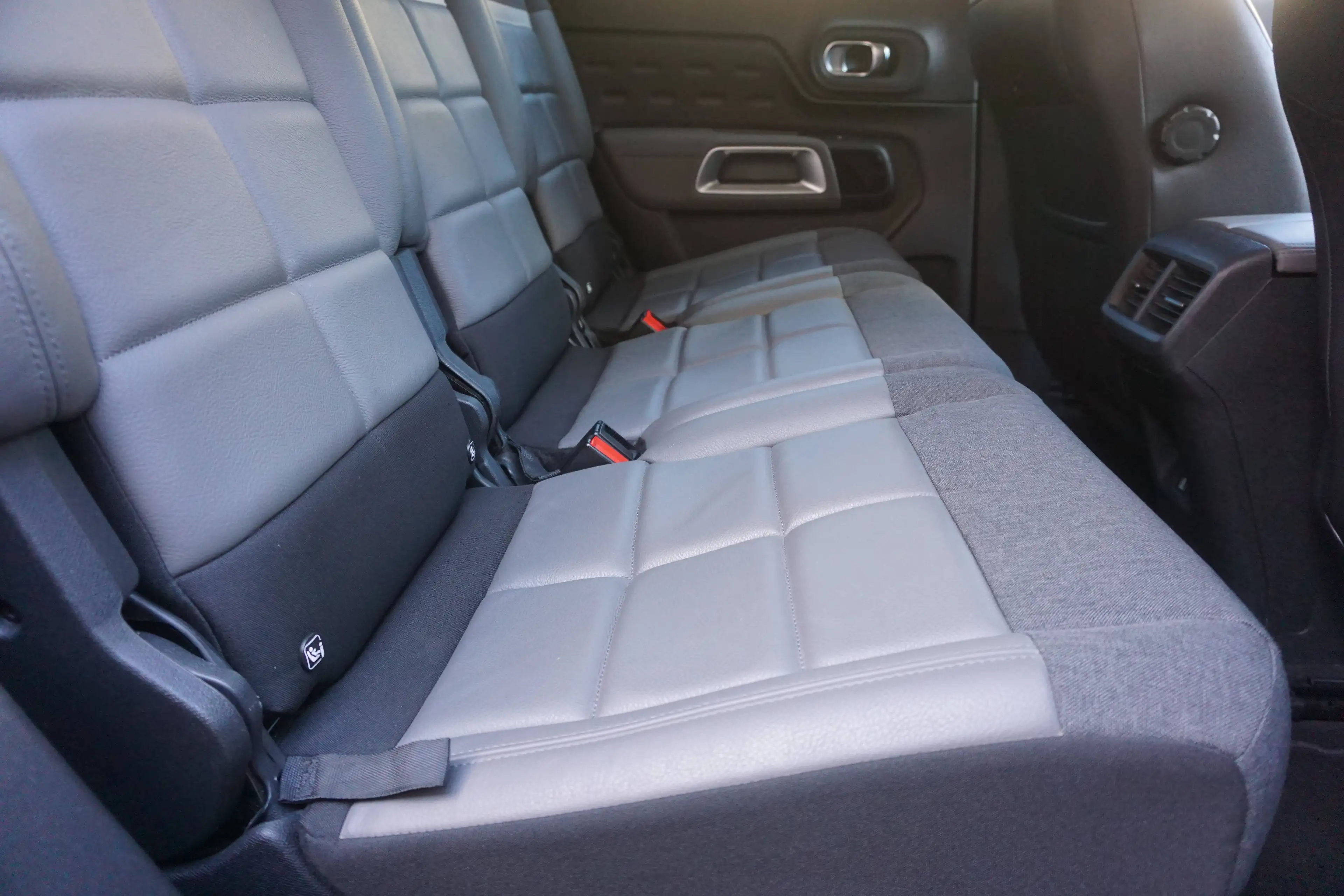 Citroen C5 Aircross C5 Aircross 1.5 BlueHDi Feel-Navi-Cam-DodeH-LijnA-CruiseC-TrekH-Garantie — photo 8