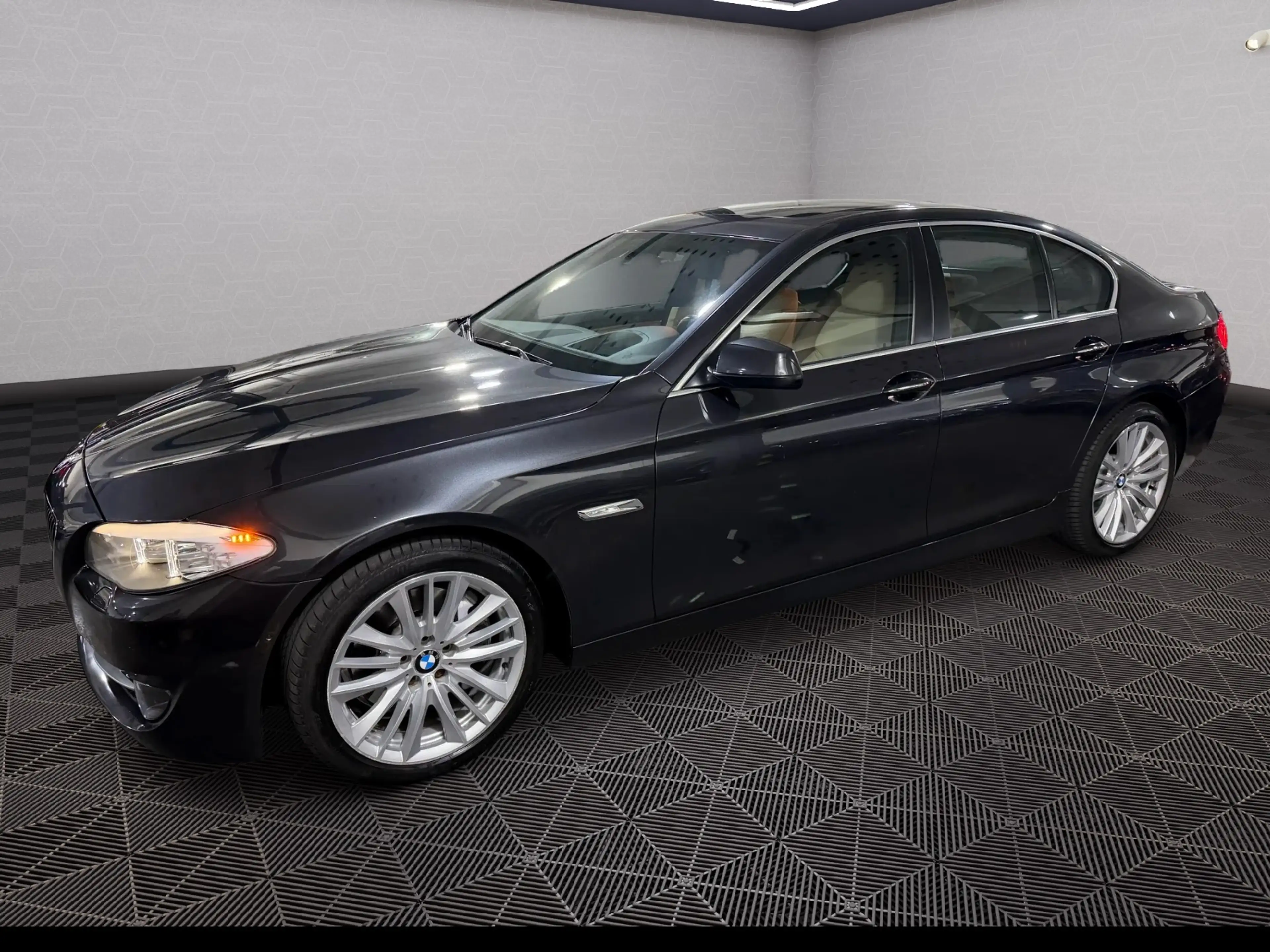 BMW 525 525dAS 3.0d 6 cylindres