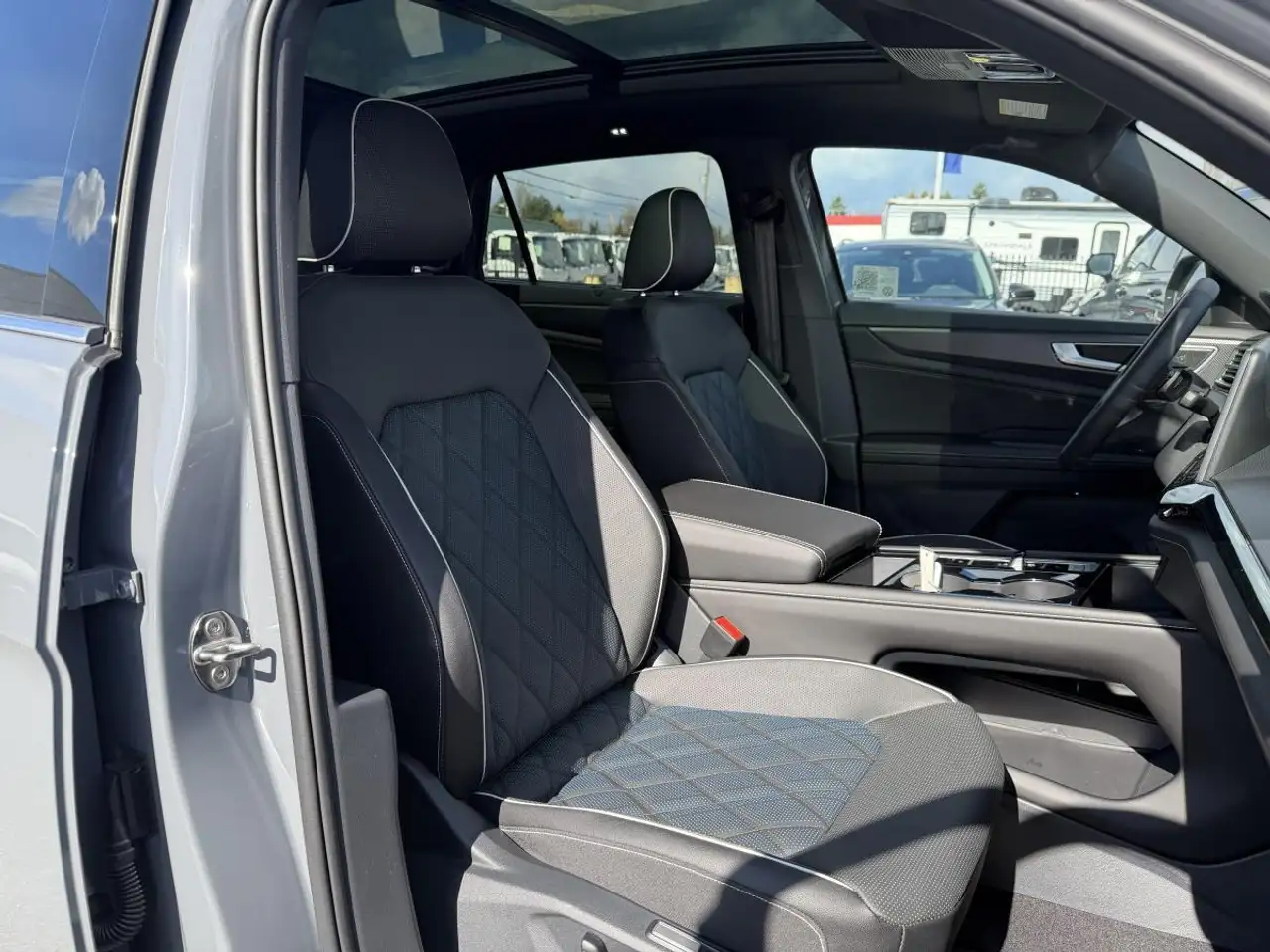 Volkswagen Atlas снимка Volkswagen Atlas
