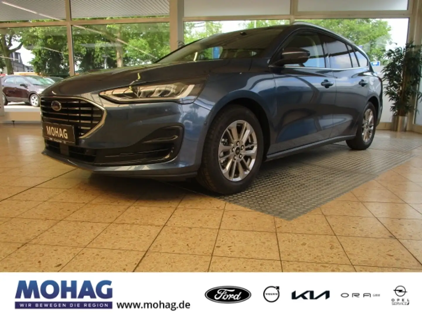 Ford Focus Turnier 1.0l EcoBoost Titanium *PDC-DAB*       -EU Blau - 1
