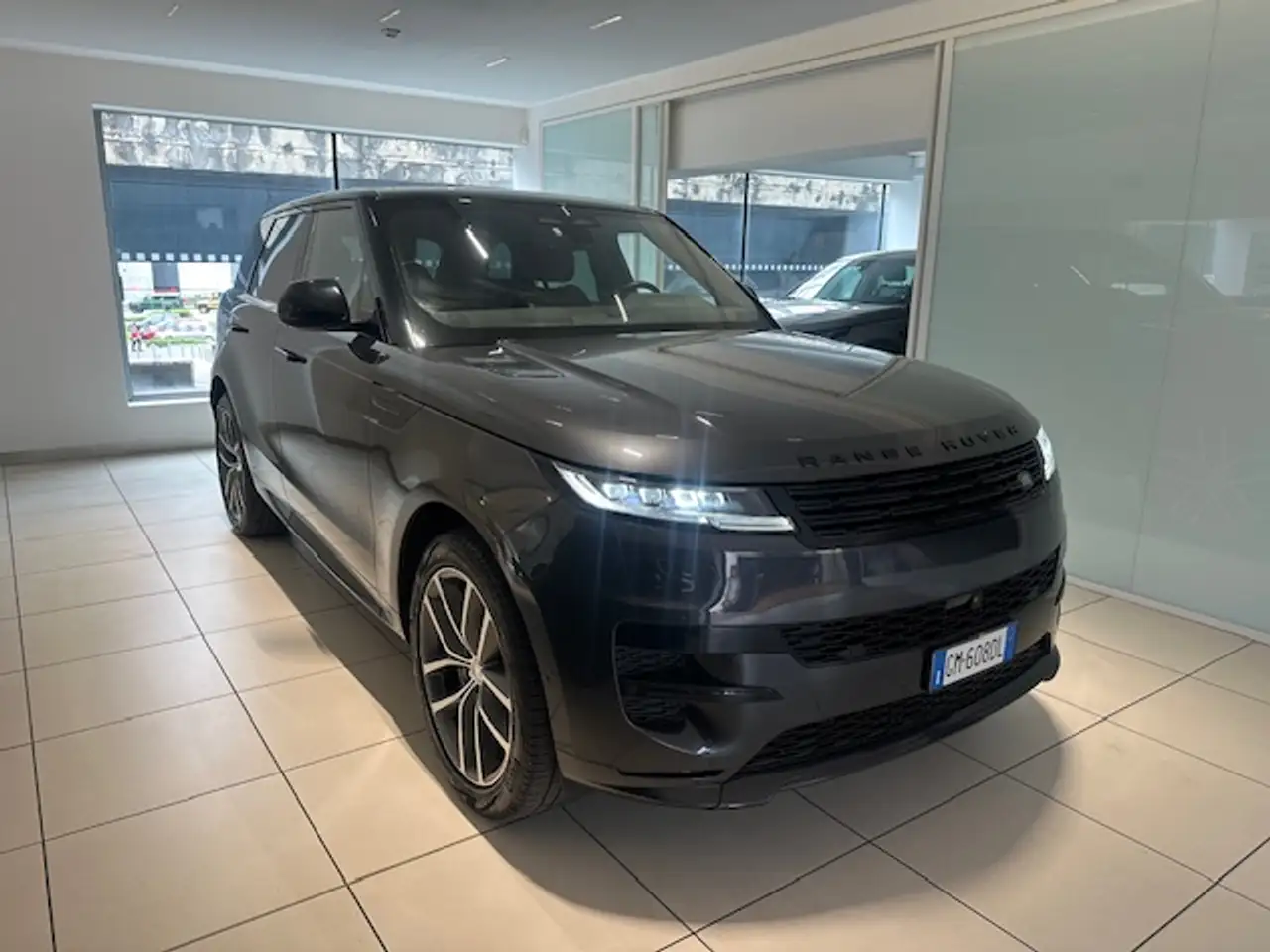 Land Rover Range Rover Sport Range Rover Sport III 2022 3.0d i6 mhev Dynamic SE — photo 1 of 15