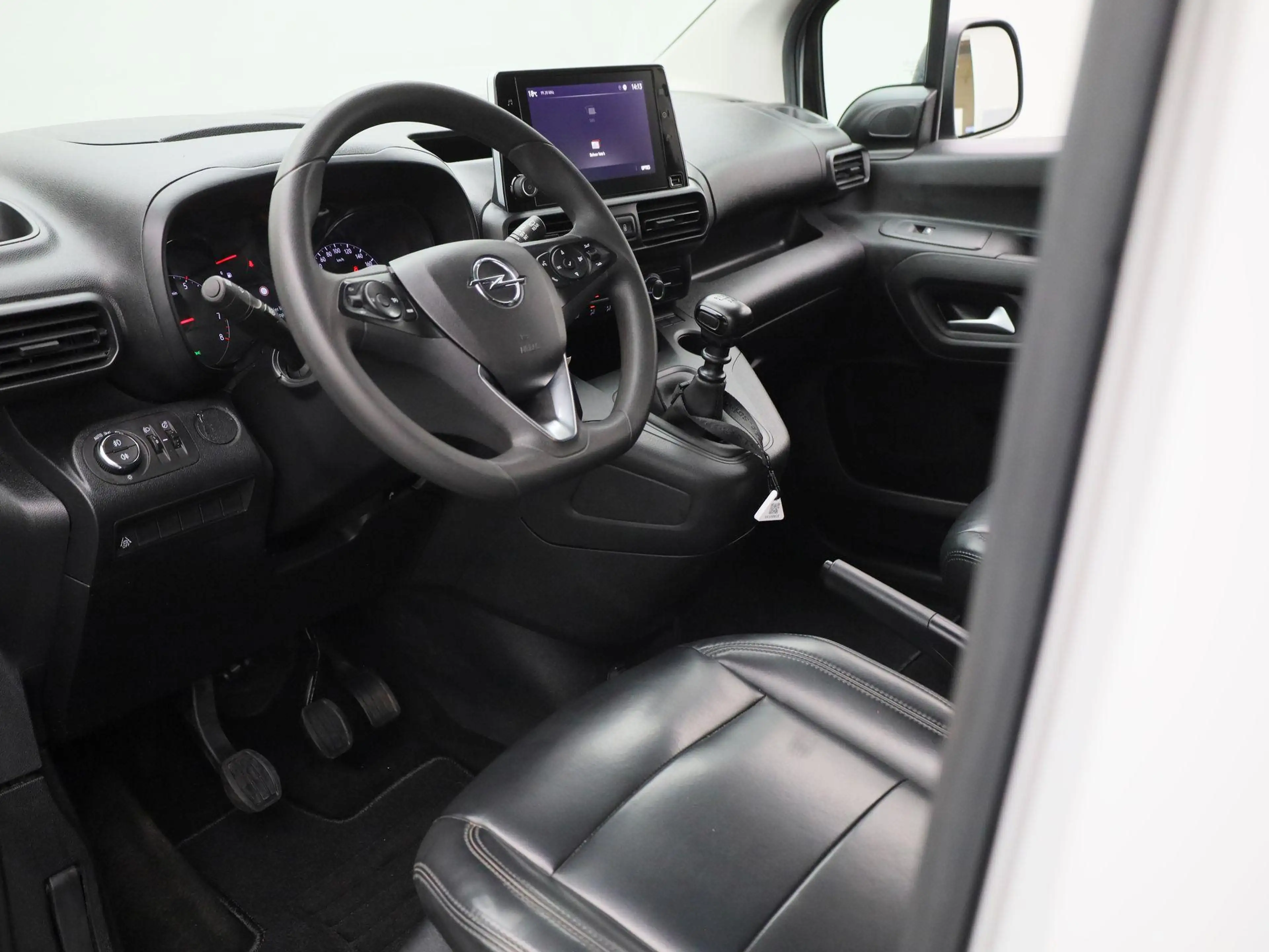 Opel Combo Life 1.5 Turbo D BlueI 75kW S/S Edition L1H1 — photo 15
